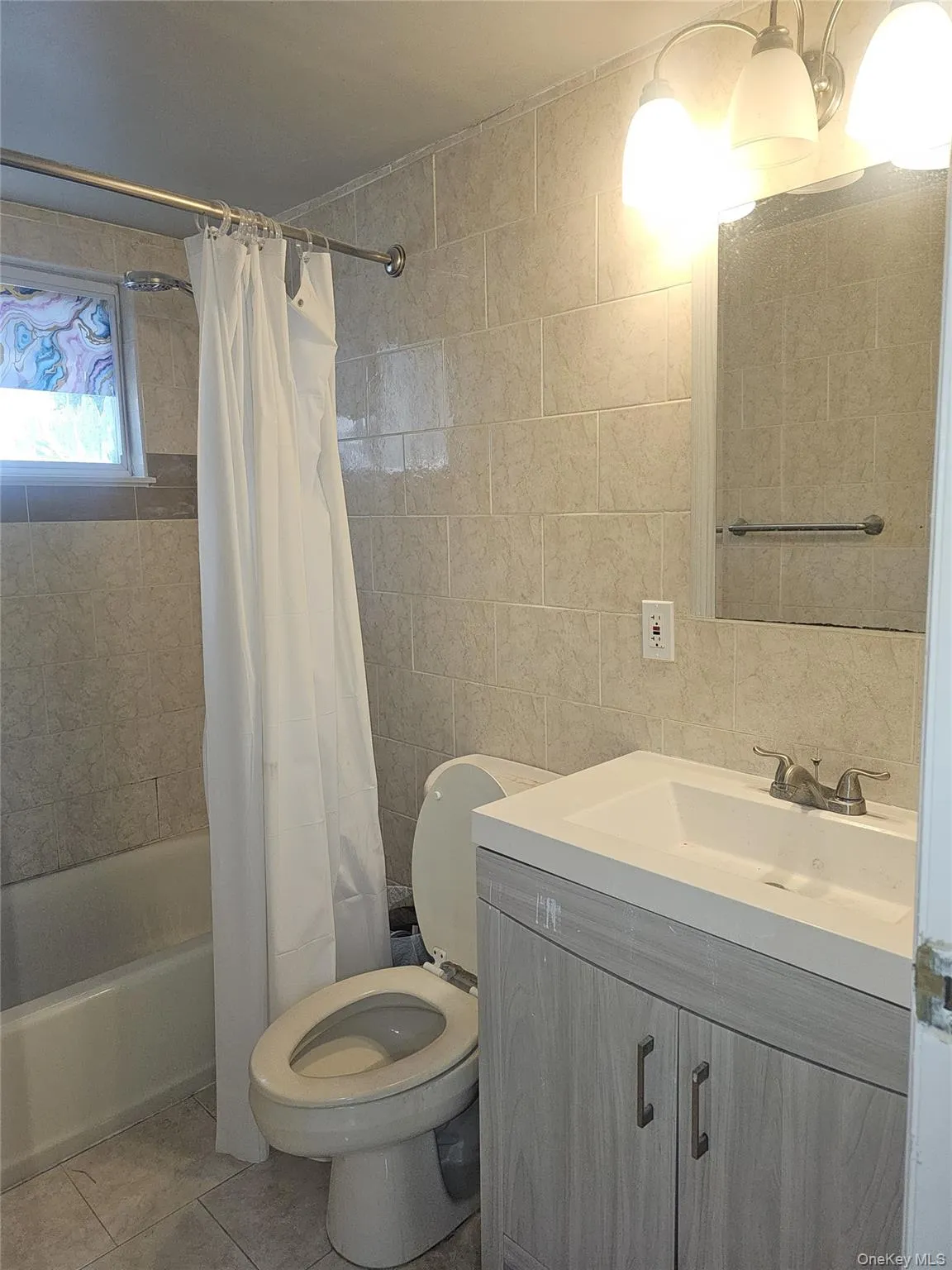 84 State Avenue, Babylon, NY, 4 Bedrooms Bedrooms, 8 Rooms Rooms,2 BathroomsBathrooms,Residential Lease,For Rent,State,0,1034713 84 State Avenue, Babylon, NY, 4 Bedrooms Bedrooms, 8 Rooms Rooms,2 BathroomsBathrooms,Residential Lease,For Rent,State,0,1034713