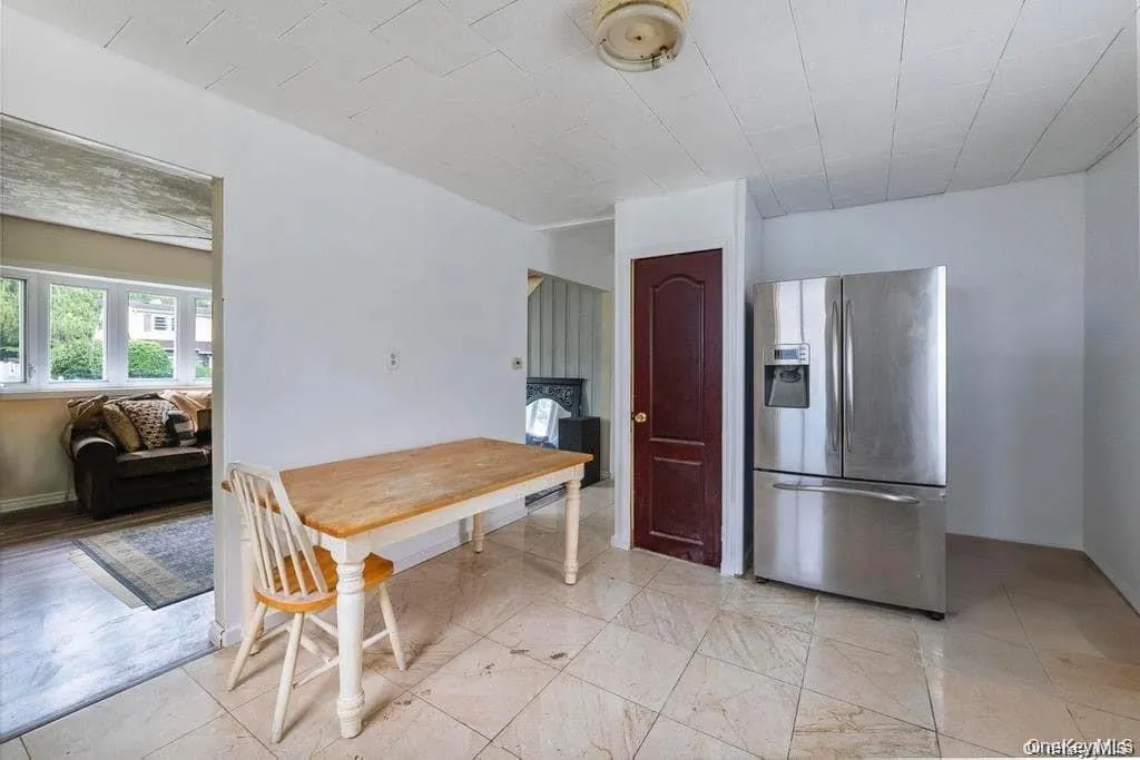 84 State Avenue, Babylon, NY, 4 Bedrooms Bedrooms, 8 Rooms Rooms,2 BathroomsBathrooms,Residential Lease,For Rent,State,0,1034713 84 State Avenue, Babylon, NY, 4 Bedrooms Bedrooms, 8 Rooms Rooms,2 BathroomsBathrooms,Residential Lease,For Rent,State,0,1034713