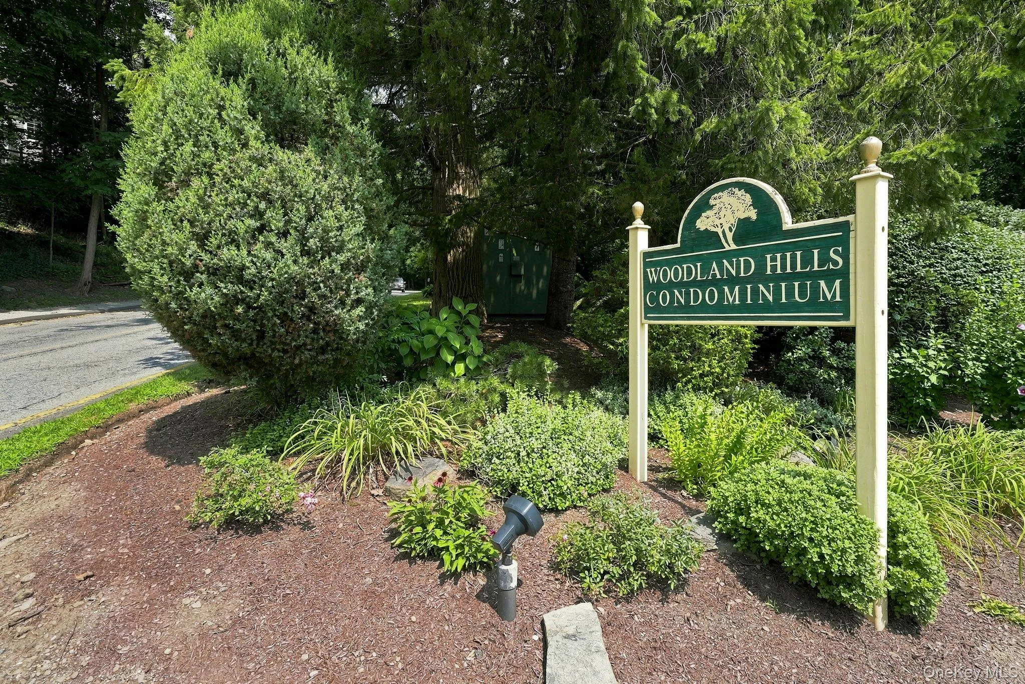 Welcome entry sign....welcome! Welcome entry sign....welcome!