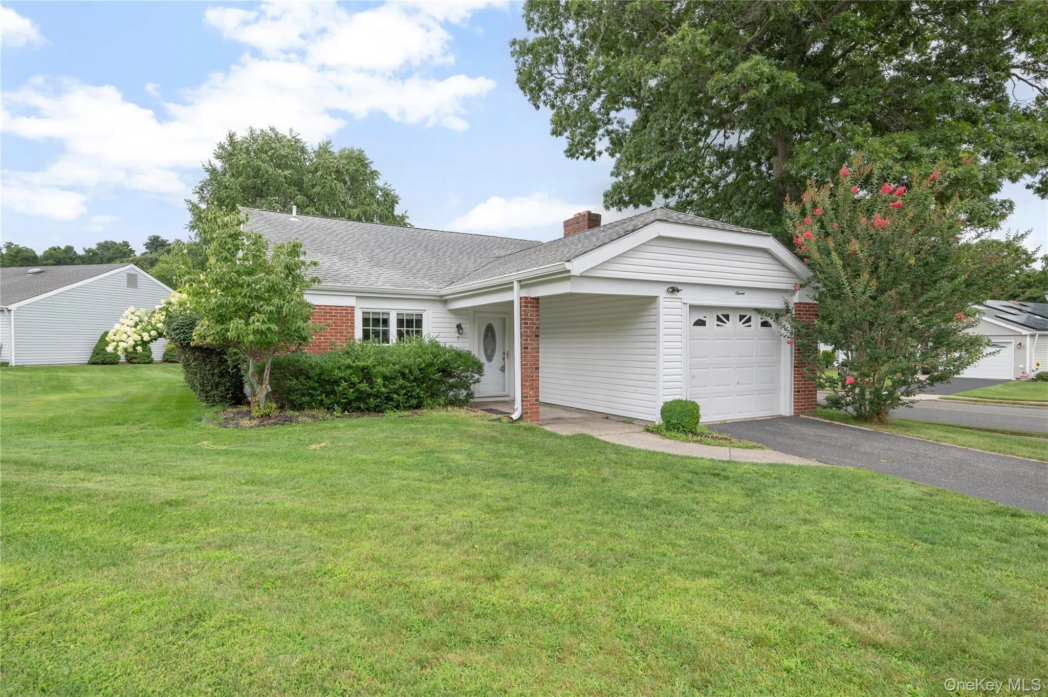 7 Avon Court, Brookhaven, NY, 2 Bedrooms Bedrooms, 6 Rooms Rooms,2 BathroomsBathrooms,Residential,For Rent,Avon,0,1034719 7 Avon Court, Brookhaven, NY, 2 Bedrooms Bedrooms, 6 Rooms Rooms,2 BathroomsBathrooms,Residential,For Rent,Avon,0,1034719