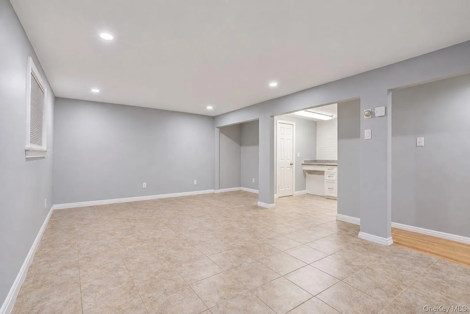 4065 Broadway, Hempstead, NY, 3 Bedrooms Bedrooms, 8 Rooms Rooms,1 BathroomBathrooms,Residential,For Rent,Broadway,0,1034720 4065 Broadway, Hempstead, NY, 3 Bedrooms Bedrooms, 8 Rooms Rooms,1 BathroomBathrooms,Residential,For Rent,Broadway,0,1034720