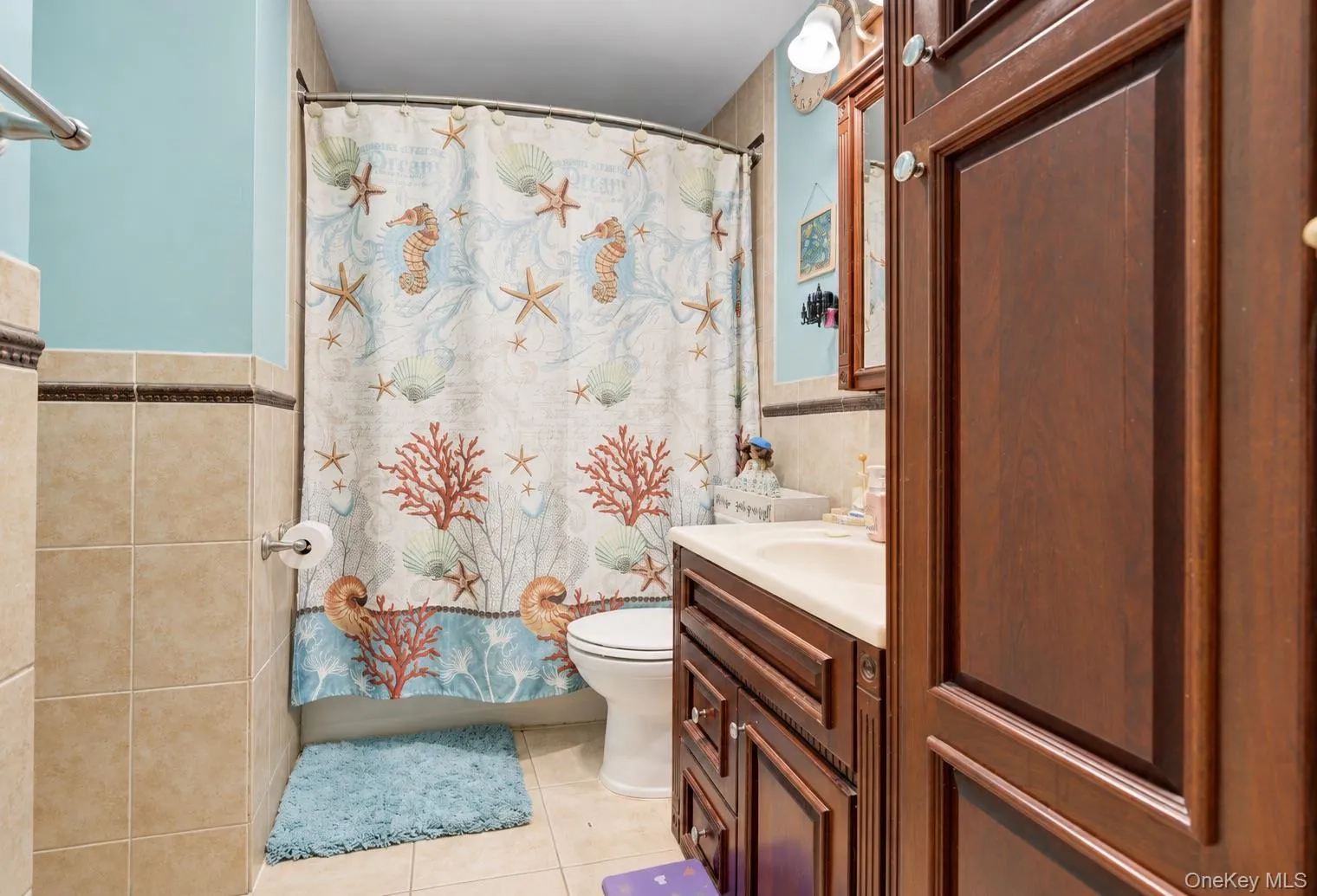4065 Broadway, Hempstead, NY, 3 Bedrooms Bedrooms, 8 Rooms Rooms,1 BathroomBathrooms,Residential,For Rent,Broadway,0,1034720 4065 Broadway, Hempstead, NY, 3 Bedrooms Bedrooms, 8 Rooms Rooms,1 BathroomBathrooms,Residential,For Rent,Broadway,0,1034720