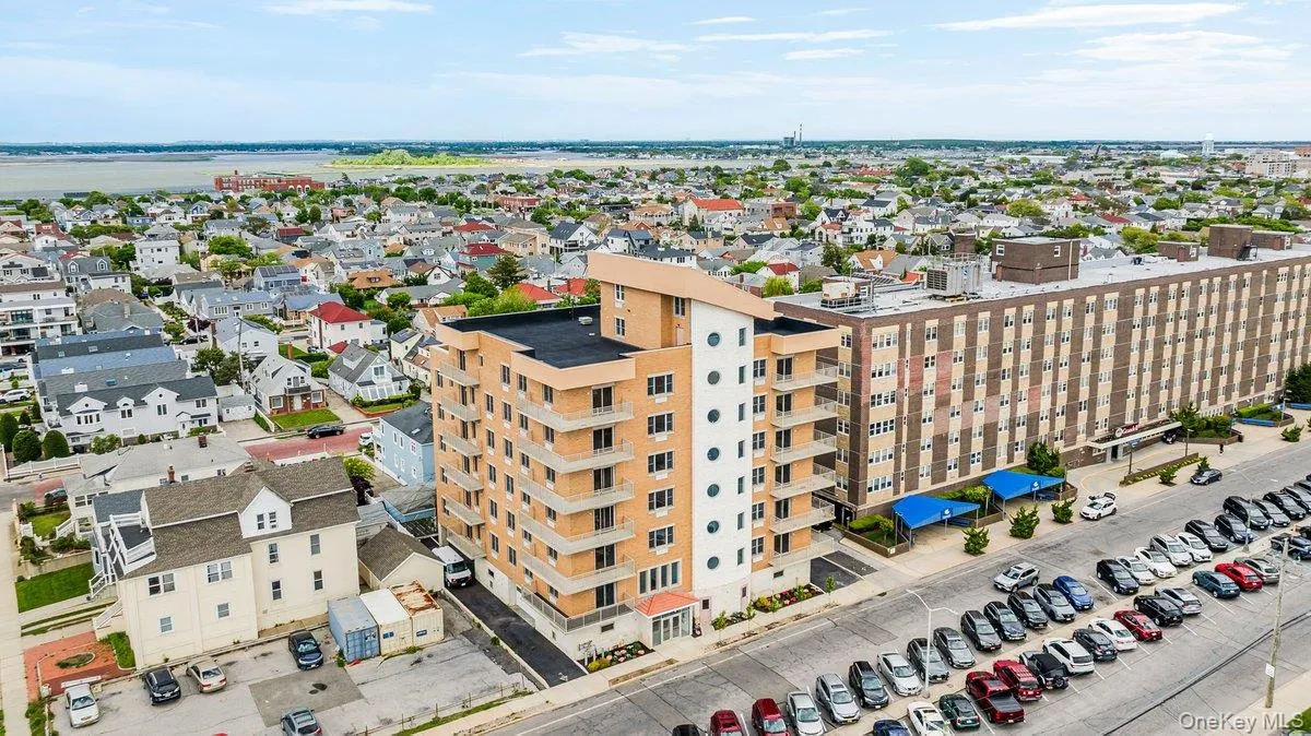 661 Broadway, Long Beach, NY, 3 Bedrooms Bedrooms, 5 Rooms Rooms,2 BathroomsBathrooms,Residential,For Rent,Broadway,0,1034731 661 Broadway, Long Beach, NY, 3 Bedrooms Bedrooms, 5 Rooms Rooms,2 BathroomsBathrooms,Residential,For Rent,Broadway,0,1034731