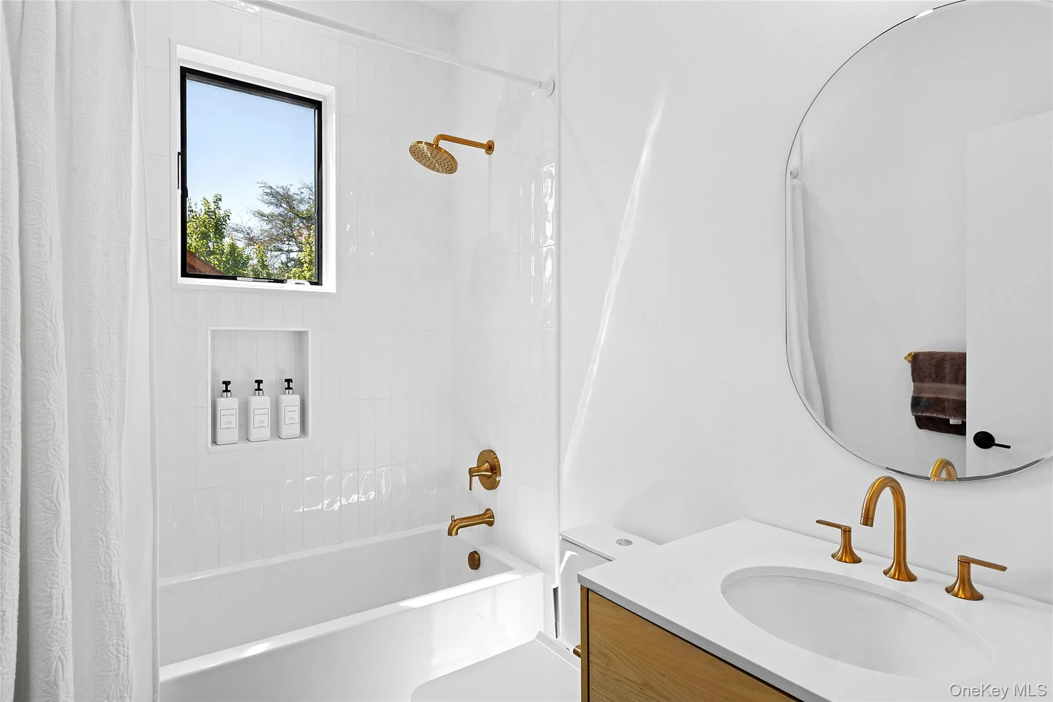 Shared bath Shared bath