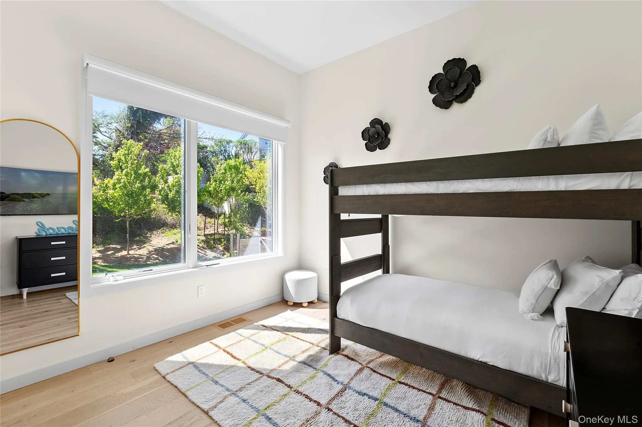 Bedroom 6 Bedroom 6