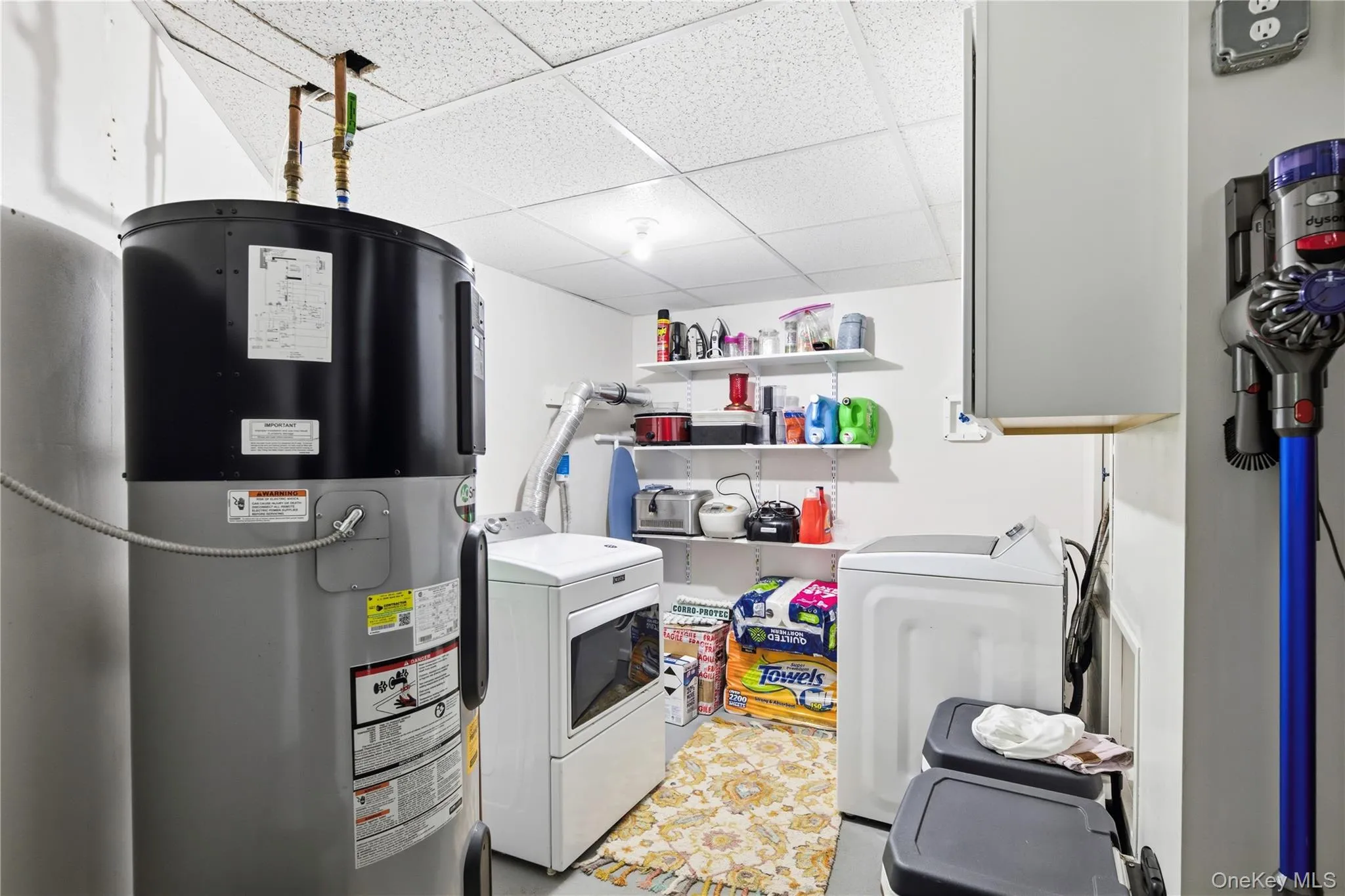 71 Pine Road, Hyde Park, NY, 3 Bedrooms Bedrooms, 13 Rooms Rooms,3 BathroomsBathrooms,Residential,For Rent,Pine,0,1034739 71 Pine Road, Hyde Park, NY, 3 Bedrooms Bedrooms, 13 Rooms Rooms,3 BathroomsBathrooms,Residential,For Rent,Pine,0,1034739
