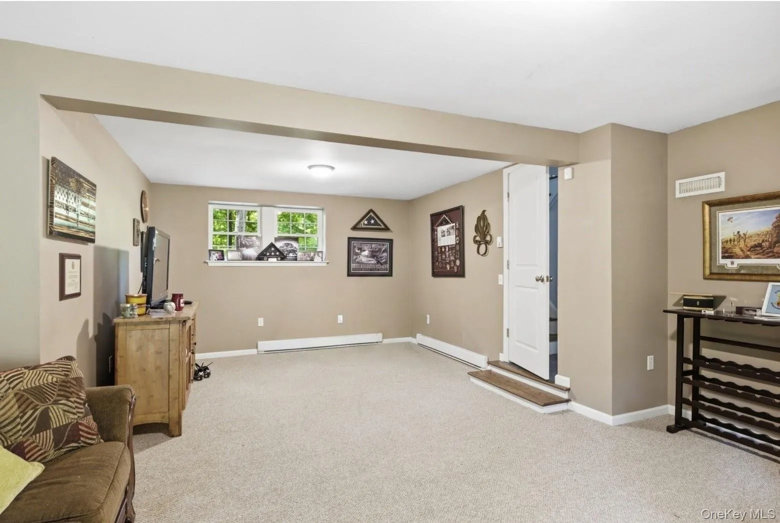 71 Pine Road, Hyde Park, NY, 3 Bedrooms Bedrooms, 13 Rooms Rooms,3 BathroomsBathrooms,Residential,For Rent,Pine,0,1034739 71 Pine Road, Hyde Park, NY, 3 Bedrooms Bedrooms, 13 Rooms Rooms,3 BathroomsBathrooms,Residential,For Rent,Pine,0,1034739