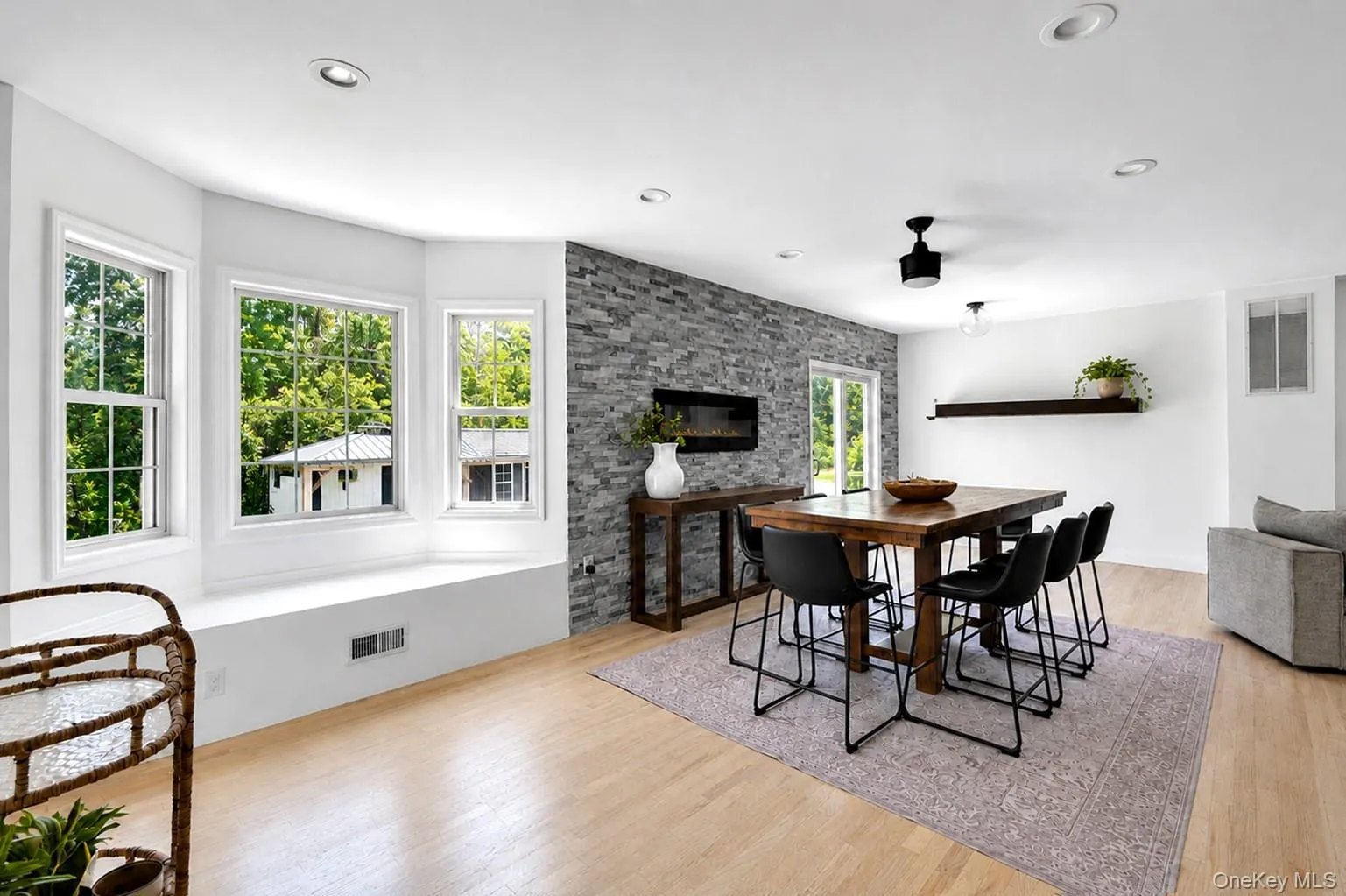105 Harrison Avenue, Brookhaven, NY, 3 Bedrooms Bedrooms, 7 Rooms Rooms,3 BathroomsBathrooms,Residential,For Rent,Harrison,0,1034743 105 Harrison Avenue, Brookhaven, NY, 3 Bedrooms Bedrooms, 7 Rooms Rooms,3 BathroomsBathrooms,Residential,For Rent,Harrison,0,1034743
