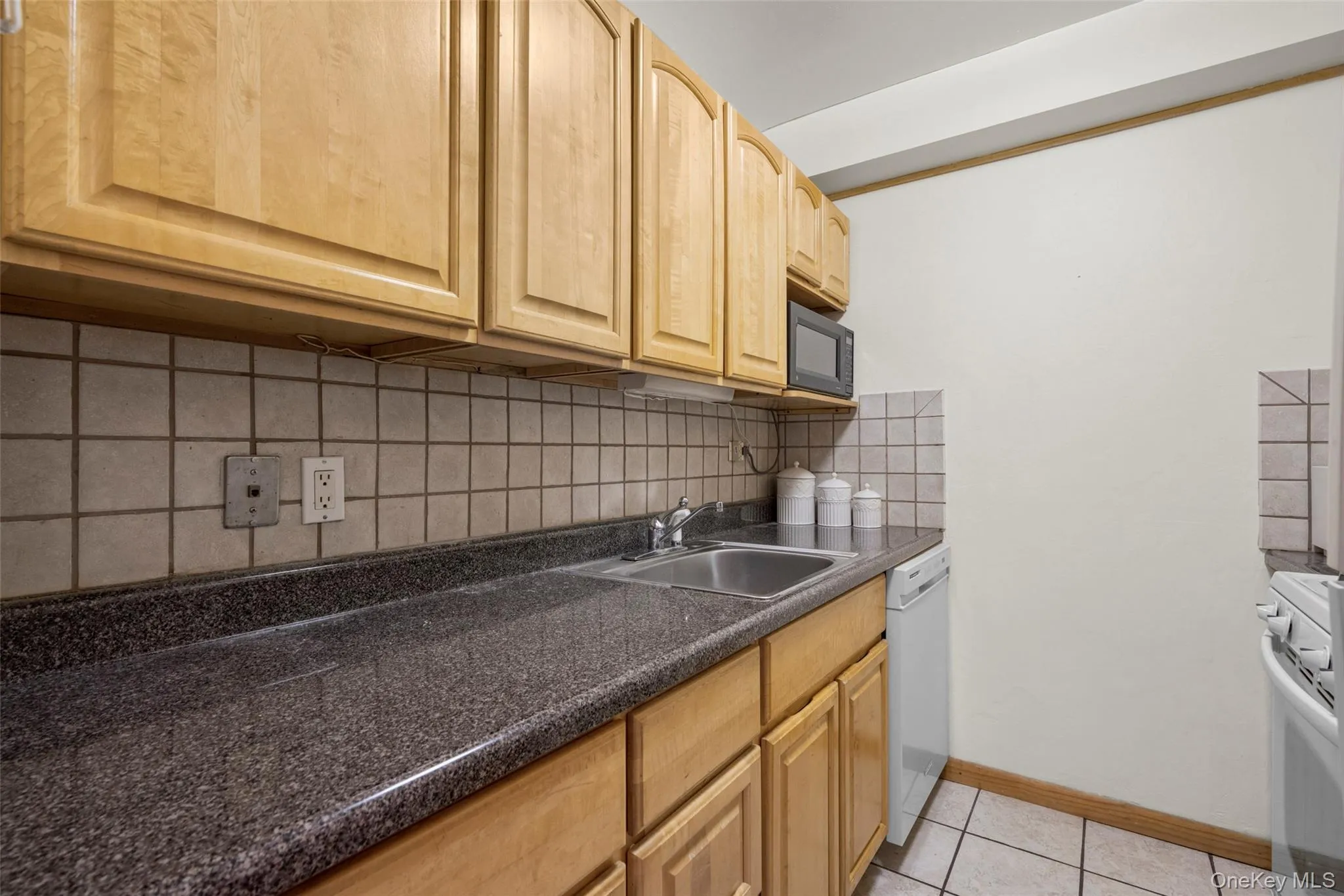 20 Secor Place, Yonkers, NY, 2 Bedrooms Bedrooms, 4 Rooms Rooms,1 BathroomBathrooms,Residential,For Rent,Secor,0,1034749 20 Secor Place, Yonkers, NY, 2 Bedrooms Bedrooms, 4 Rooms Rooms,1 BathroomBathrooms,Residential,For Rent,Secor,0,1034749
