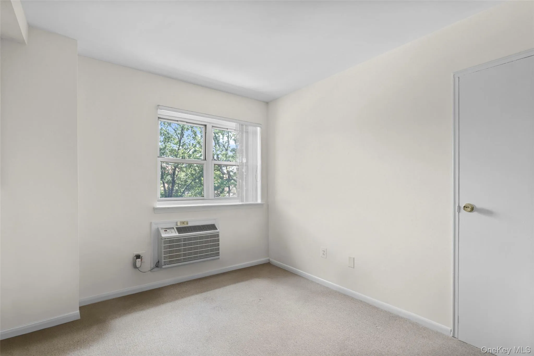 20 Secor Place, Yonkers, NY, 2 Bedrooms Bedrooms, 4 Rooms Rooms,1 BathroomBathrooms,Residential,For Rent,Secor,0,1034749 20 Secor Place, Yonkers, NY, 2 Bedrooms Bedrooms, 4 Rooms Rooms,1 BathroomBathrooms,Residential,For Rent,Secor,0,1034749