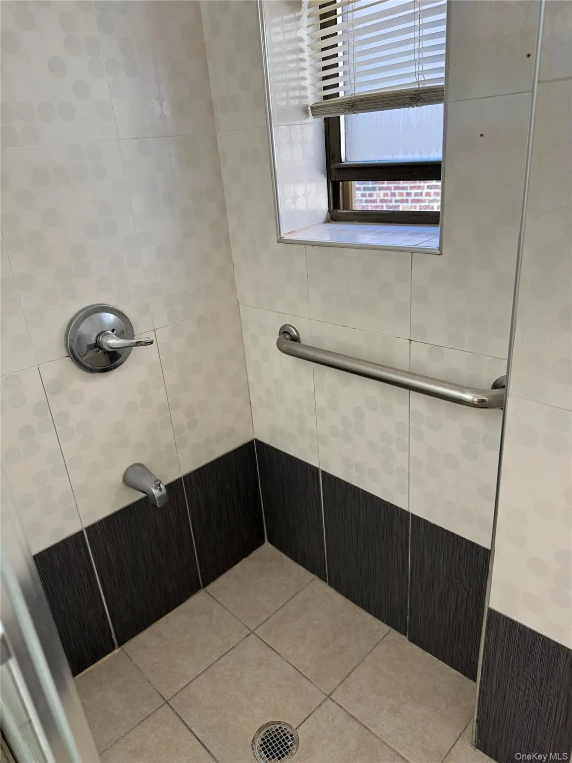 2925 Matthews Avenue, New York, NY, 1 Bedroom Bedrooms, 3 Rooms Rooms,1 BathroomBathrooms,Residential,For Rent,Matthews,0,1034751 2925 Matthews Avenue, New York, NY, 1 Bedroom Bedrooms, 3 Rooms Rooms,1 BathroomBathrooms,Residential,For Rent,Matthews,0,1034751