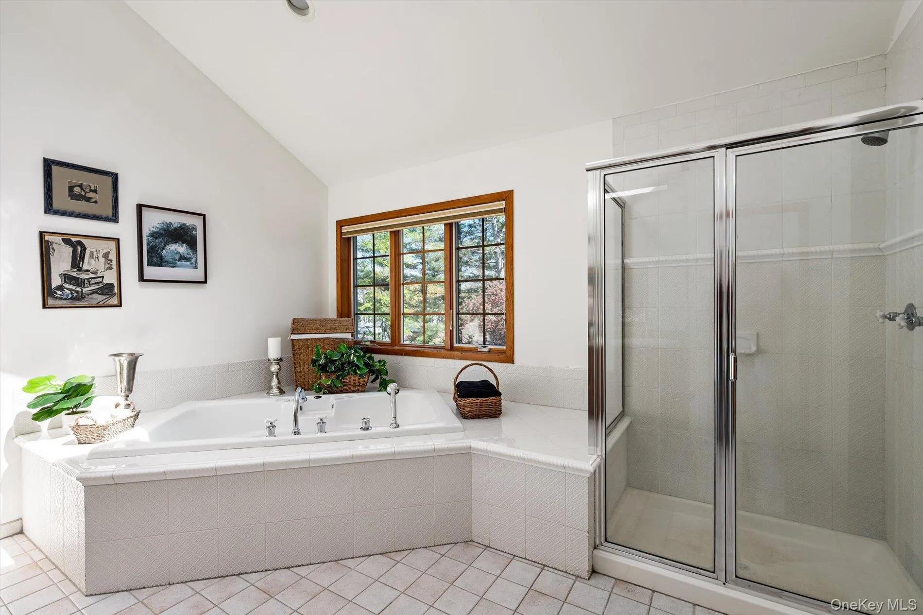 1 Fox Hollow Court, Huntington, NY, 5 Bedrooms Bedrooms, 8 Rooms Rooms,4 BathroomsBathrooms,Residential,For Rent,Fox Hollow,0,1034755 1 Fox Hollow Court, Huntington, NY, 5 Bedrooms Bedrooms, 8 Rooms Rooms,4 BathroomsBathrooms,Residential,For Rent,Fox Hollow,0,1034755
