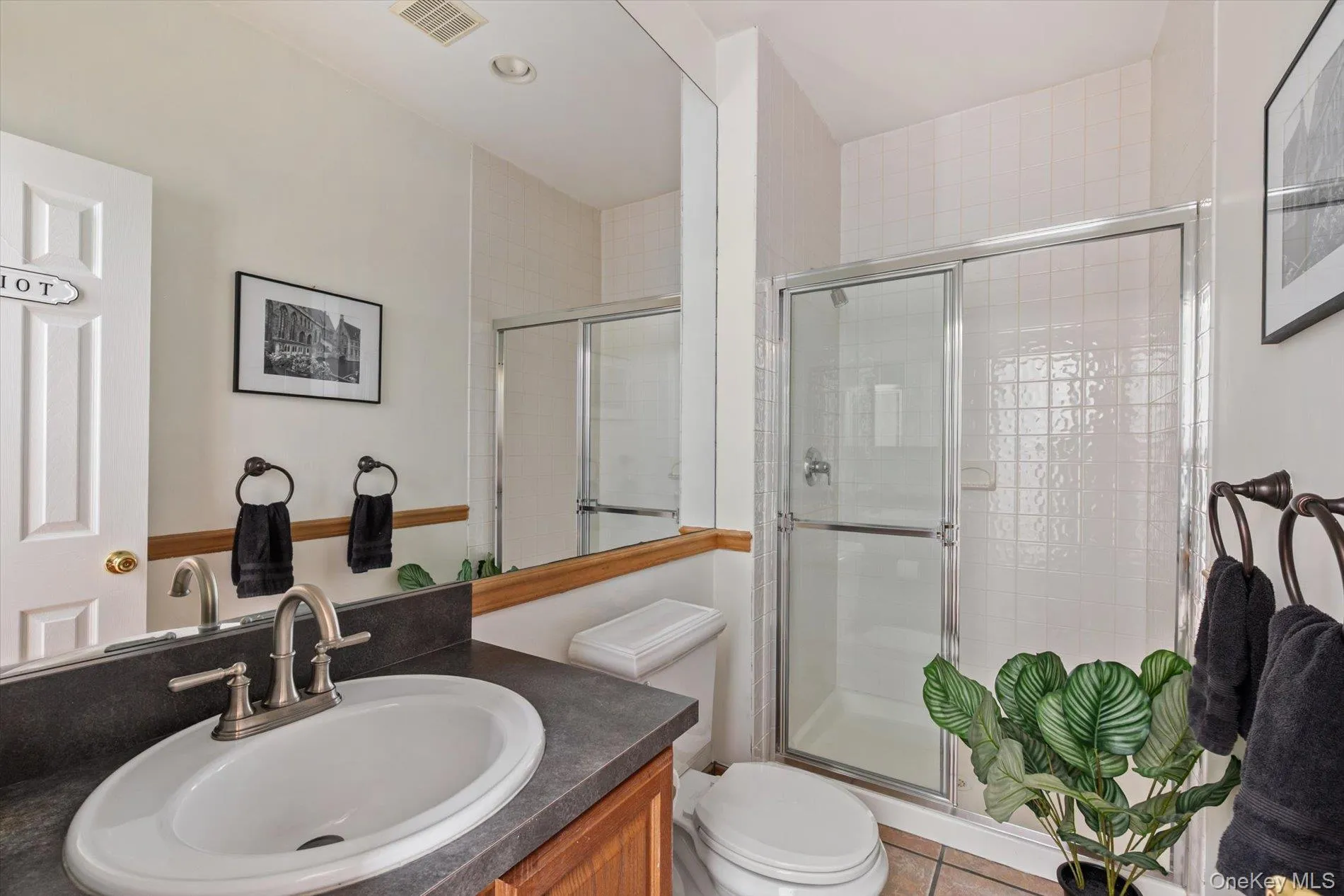 1 Fox Hollow Court, Huntington, NY, 5 Bedrooms Bedrooms, 8 Rooms Rooms,4 BathroomsBathrooms,Residential,For Rent,Fox Hollow,0,1034755 1 Fox Hollow Court, Huntington, NY, 5 Bedrooms Bedrooms, 8 Rooms Rooms,4 BathroomsBathrooms,Residential,For Rent,Fox Hollow,0,1034755