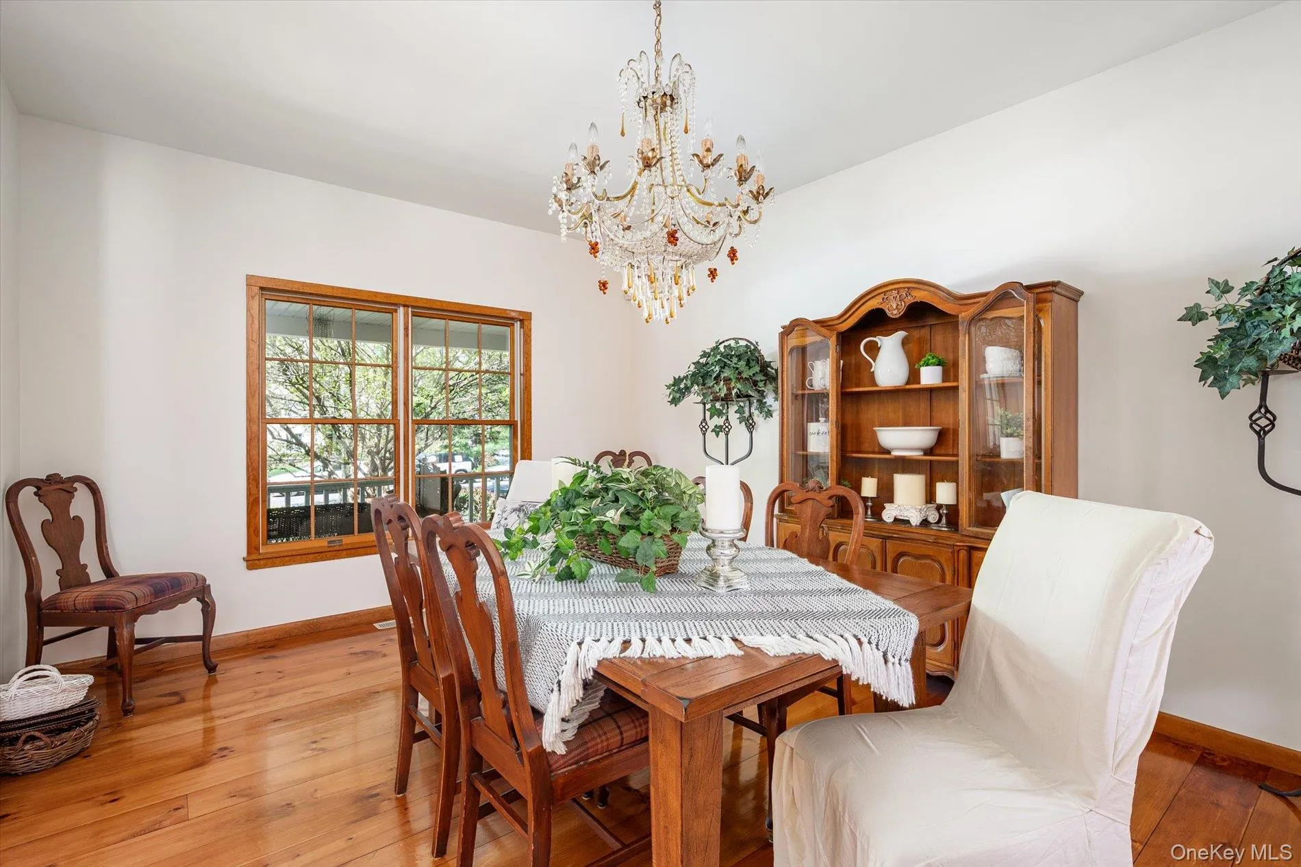 1 Fox Hollow Court, Huntington, NY, 5 Bedrooms Bedrooms, 8 Rooms Rooms,4 BathroomsBathrooms,Residential,For Rent,Fox Hollow,0,1034755 1 Fox Hollow Court, Huntington, NY, 5 Bedrooms Bedrooms, 8 Rooms Rooms,4 BathroomsBathrooms,Residential,For Rent,Fox Hollow,0,1034755