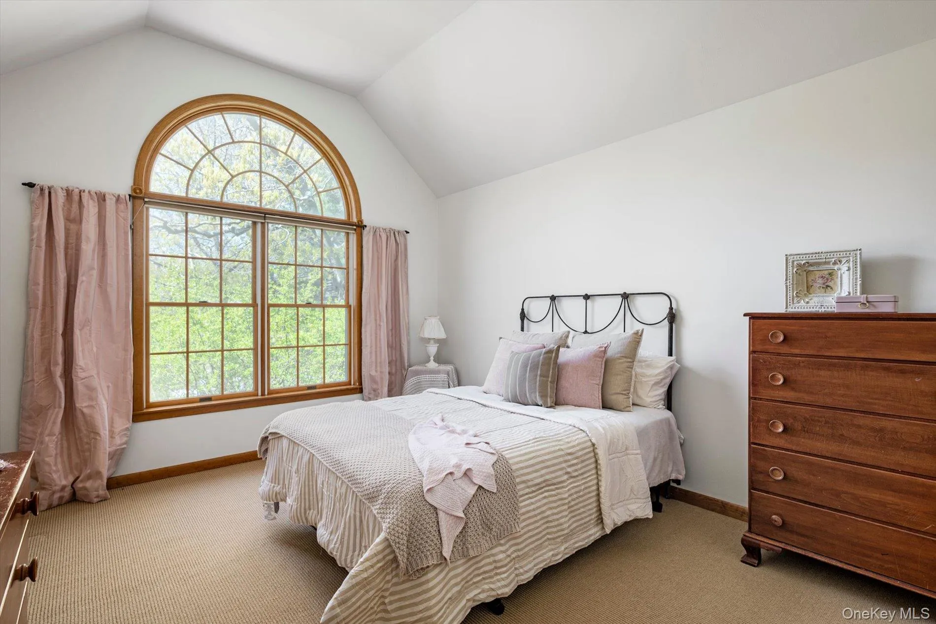 1 Fox Hollow Court, Huntington, NY, 5 Bedrooms Bedrooms, 8 Rooms Rooms,4 BathroomsBathrooms,Residential,For Rent,Fox Hollow,0,1034755 1 Fox Hollow Court, Huntington, NY, 5 Bedrooms Bedrooms, 8 Rooms Rooms,4 BathroomsBathrooms,Residential,For Rent,Fox Hollow,0,1034755