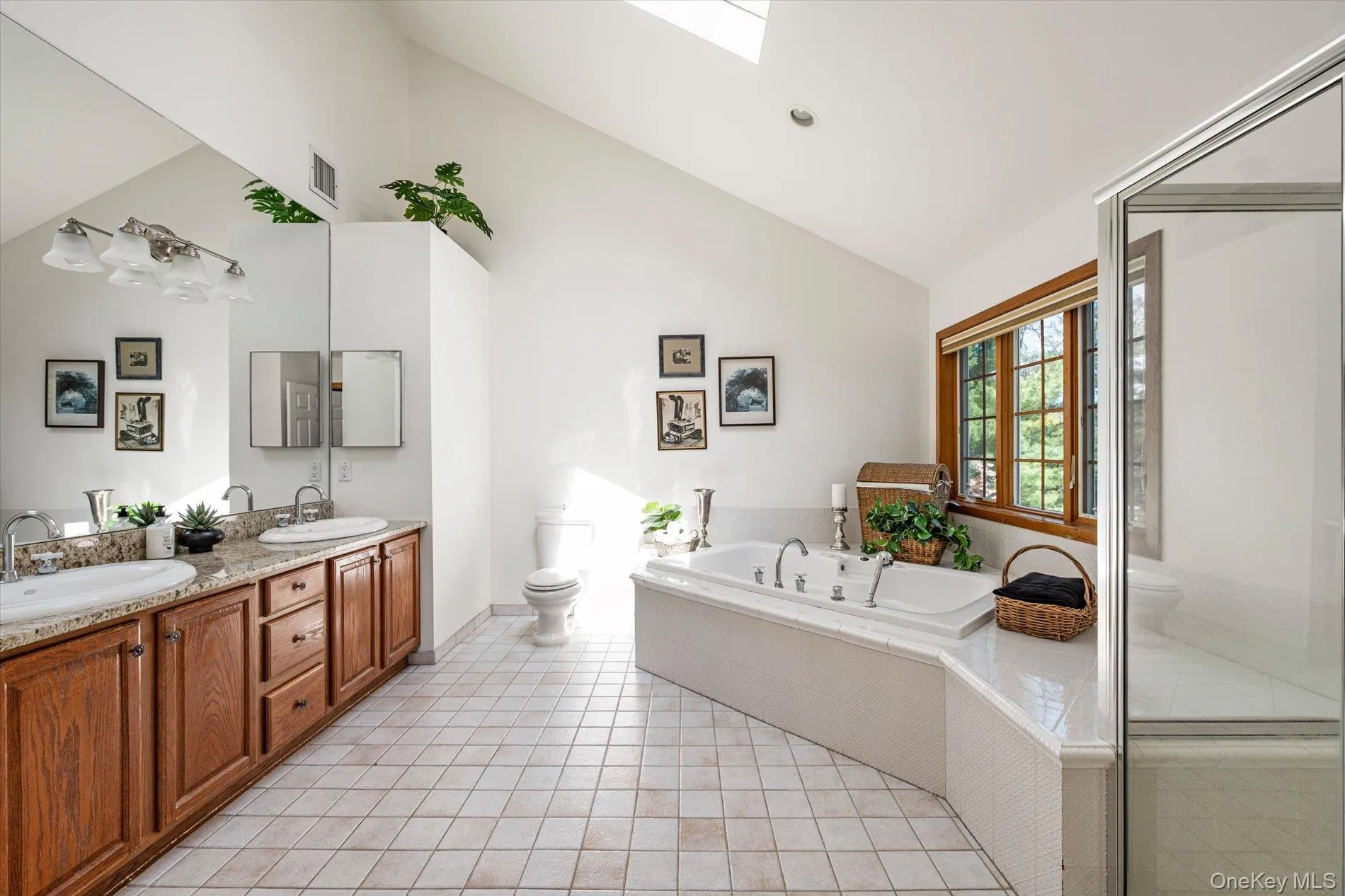 1 Fox Hollow Court, Huntington, NY, 5 Bedrooms Bedrooms, 8 Rooms Rooms,4 BathroomsBathrooms,Residential,For Rent,Fox Hollow,0,1034755 1 Fox Hollow Court, Huntington, NY, 5 Bedrooms Bedrooms, 8 Rooms Rooms,4 BathroomsBathrooms,Residential,For Rent,Fox Hollow,0,1034755