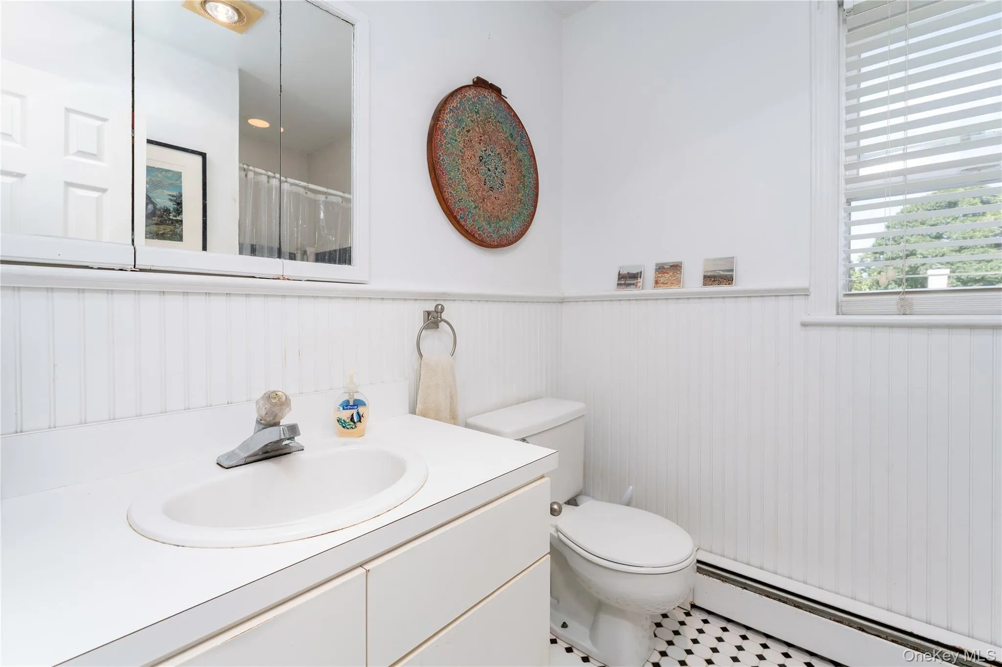 19 Washington Avenue, Southampton, NY, 2 Bedrooms Bedrooms, 6 Rooms Rooms,2 BathroomsBathrooms,Residential,For Rent,Washington,0,1034756 19 Washington Avenue, Southampton, NY, 2 Bedrooms Bedrooms, 6 Rooms Rooms,2 BathroomsBathrooms,Residential,For Rent,Washington,0,1034756
