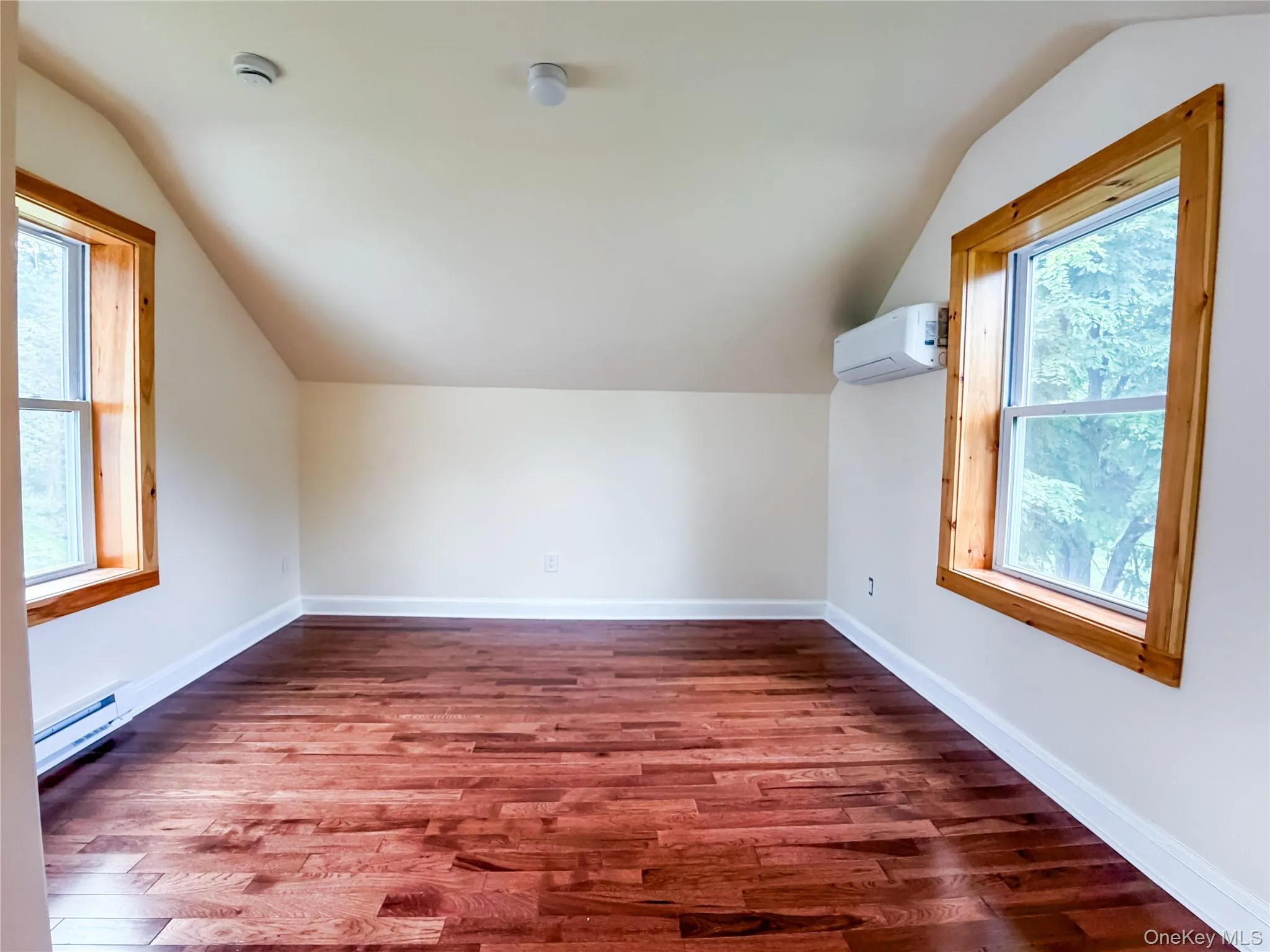 449 Quaker Lane, Hyde Park, NY, 1 Bedroom Bedrooms, 3 Rooms Rooms,1 BathroomBathrooms,Residential Lease,For Rent,Quaker,0,1034760 449 Quaker Lane, Hyde Park, NY, 1 Bedroom Bedrooms, 3 Rooms Rooms,1 BathroomBathrooms,Residential Lease,For Rent,Quaker,0,1034760