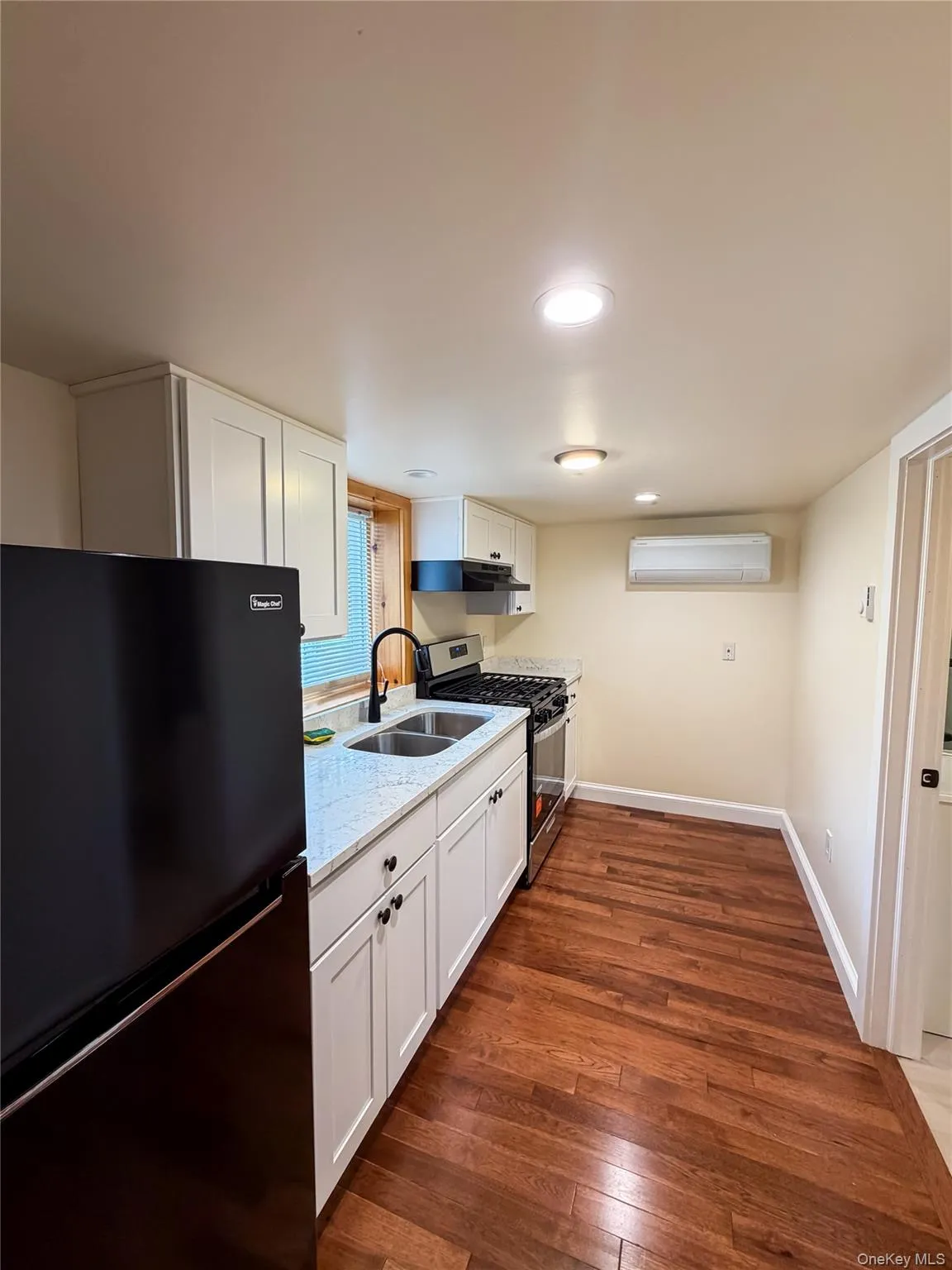 449 Quaker Lane, Hyde Park, NY, 1 Bedroom Bedrooms, 3 Rooms Rooms,1 BathroomBathrooms,Residential Lease,For Rent,Quaker,0,1034760 449 Quaker Lane, Hyde Park, NY, 1 Bedroom Bedrooms, 3 Rooms Rooms,1 BathroomBathrooms,Residential Lease,For Rent,Quaker,0,1034760