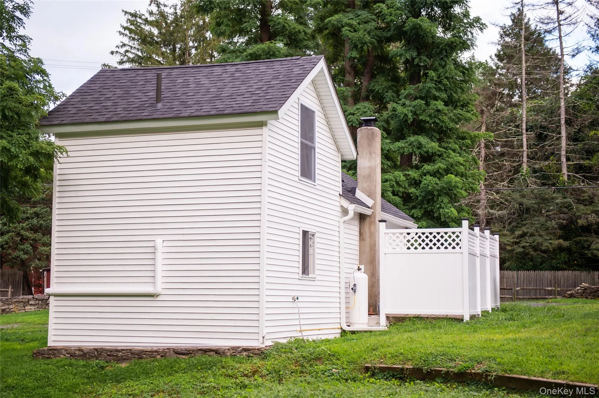449 Quaker Lane, Hyde Park, NY, 1 Bedroom Bedrooms, 3 Rooms Rooms,1 BathroomBathrooms,Residential Lease,For Rent,Quaker,0,1034760 449 Quaker Lane, Hyde Park, NY, 1 Bedroom Bedrooms, 3 Rooms Rooms,1 BathroomBathrooms,Residential Lease,For Rent,Quaker,0,1034760