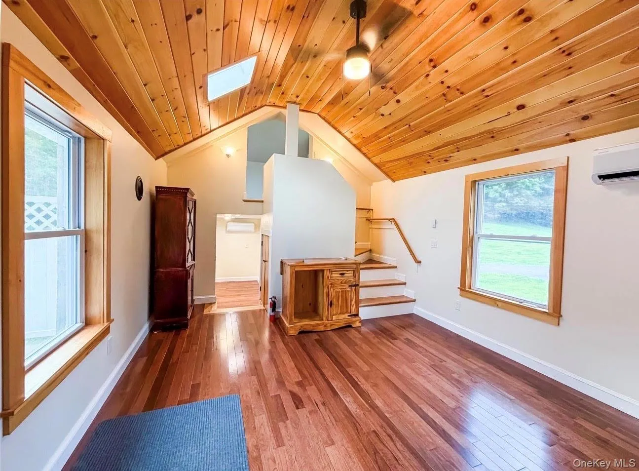 449 Quaker Lane, Hyde Park, NY, 1 Bedroom Bedrooms, 3 Rooms Rooms,1 BathroomBathrooms,Residential Lease,For Rent,Quaker,0,1034760 449 Quaker Lane, Hyde Park, NY, 1 Bedroom Bedrooms, 3 Rooms Rooms,1 BathroomBathrooms,Residential Lease,For Rent,Quaker,0,1034760