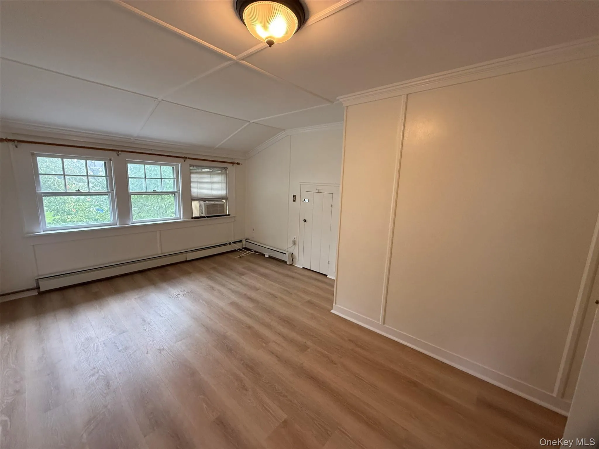 15 Tusten Avenue, Goshen, NY, 1 Bedroom Bedrooms, 3 Rooms Rooms,1 BathroomBathrooms,Residential Lease,For Rent,Tusten,0,1034762 15 Tusten Avenue, Goshen, NY, 1 Bedroom Bedrooms, 3 Rooms Rooms,1 BathroomBathrooms,Residential Lease,For Rent,Tusten,0,1034762