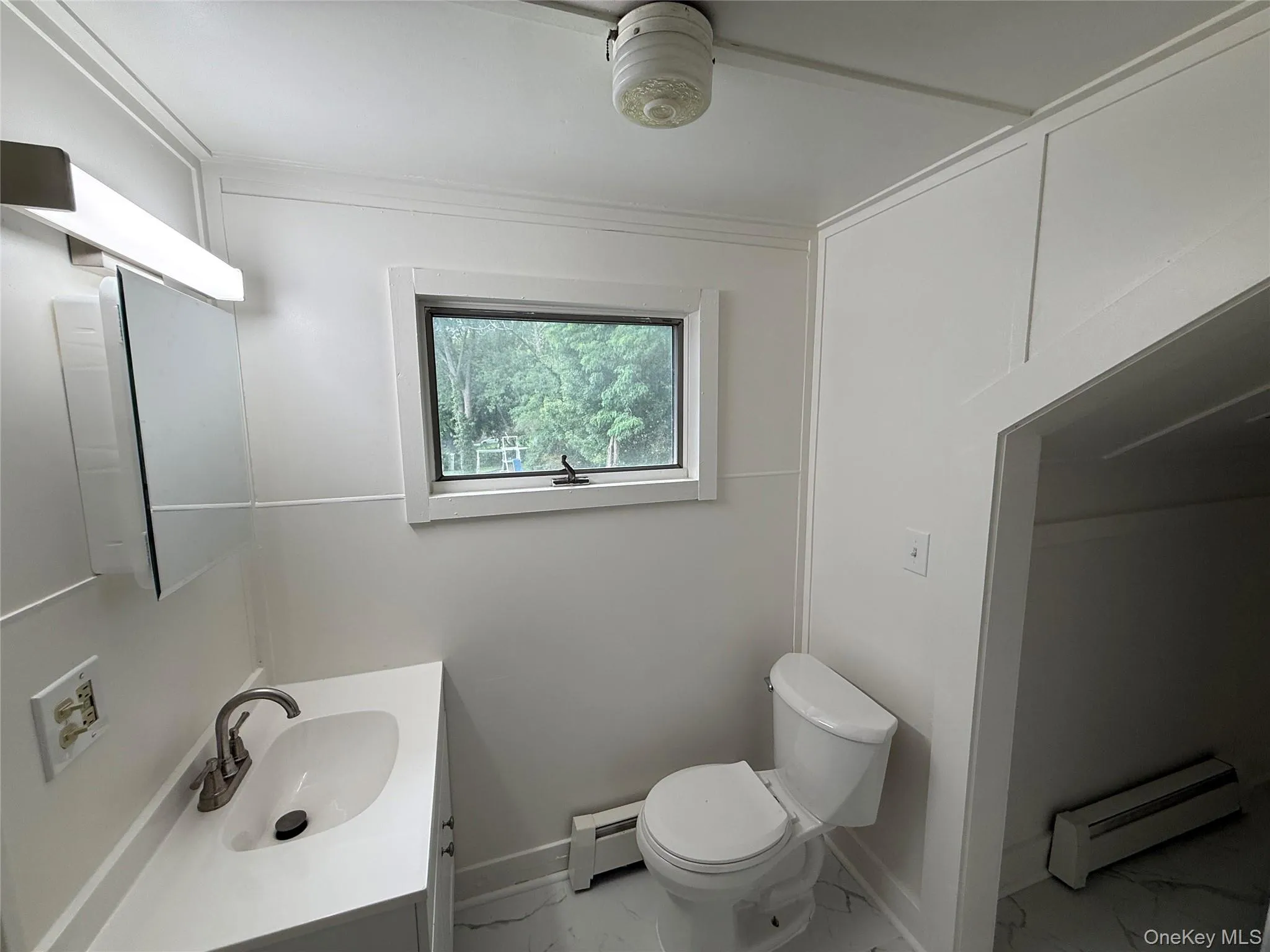 15 Tusten Avenue, Goshen, NY, 1 Bedroom Bedrooms, 3 Rooms Rooms,1 BathroomBathrooms,Residential Lease,For Rent,Tusten,0,1034762 15 Tusten Avenue, Goshen, NY, 1 Bedroom Bedrooms, 3 Rooms Rooms,1 BathroomBathrooms,Residential Lease,For Rent,Tusten,0,1034762