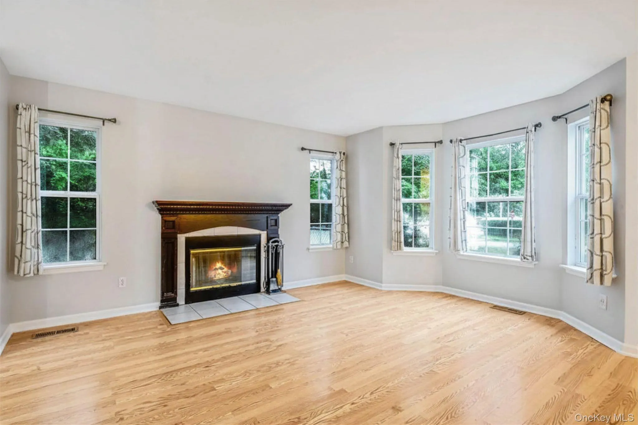 133 Cumberland Street, Brookhaven, NY, 4 Bedrooms Bedrooms, 12 Rooms Rooms,3 BathroomsBathrooms,Residential,For Rent,Cumberland,0,1034766 133 Cumberland Street, Brookhaven, NY, 4 Bedrooms Bedrooms, 12 Rooms Rooms,3 BathroomsBathrooms,Residential,For Rent,Cumberland,0,1034766