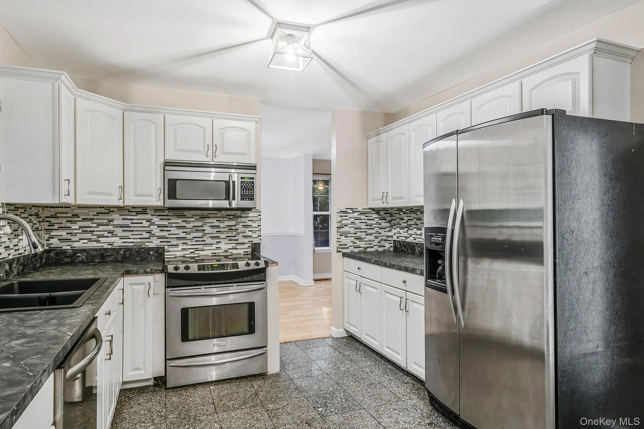 133 Cumberland Street, Brookhaven, NY, 4 Bedrooms Bedrooms, 12 Rooms Rooms,3 BathroomsBathrooms,Residential,For Rent,Cumberland,0,1034766 133 Cumberland Street, Brookhaven, NY, 4 Bedrooms Bedrooms, 12 Rooms Rooms,3 BathroomsBathrooms,Residential,For Rent,Cumberland,0,1034766