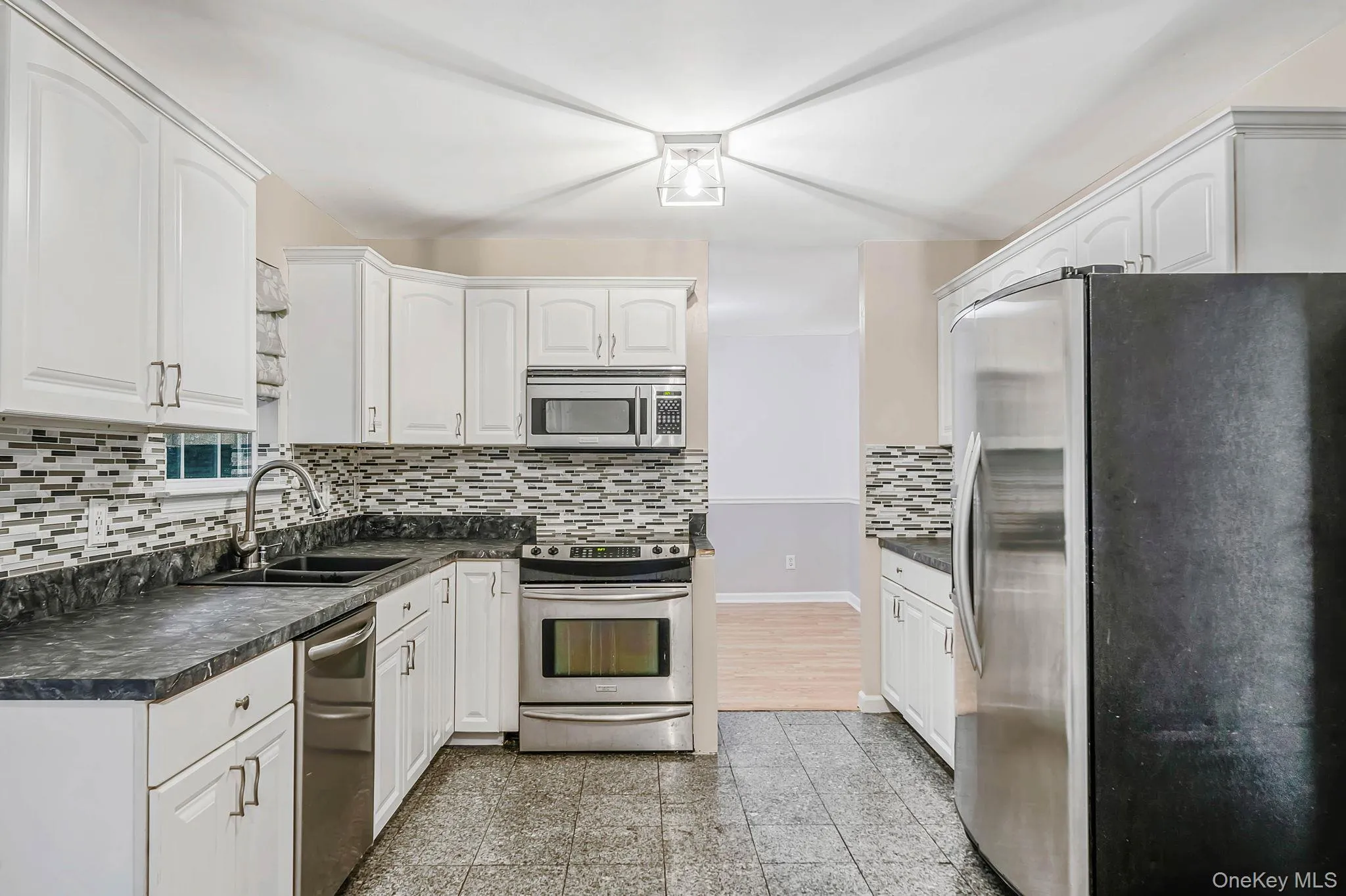 133 Cumberland Street, Brookhaven, NY, 4 Bedrooms Bedrooms, 12 Rooms Rooms,3 BathroomsBathrooms,Residential,For Rent,Cumberland,0,1034766 133 Cumberland Street, Brookhaven, NY, 4 Bedrooms Bedrooms, 12 Rooms Rooms,3 BathroomsBathrooms,Residential,For Rent,Cumberland,0,1034766