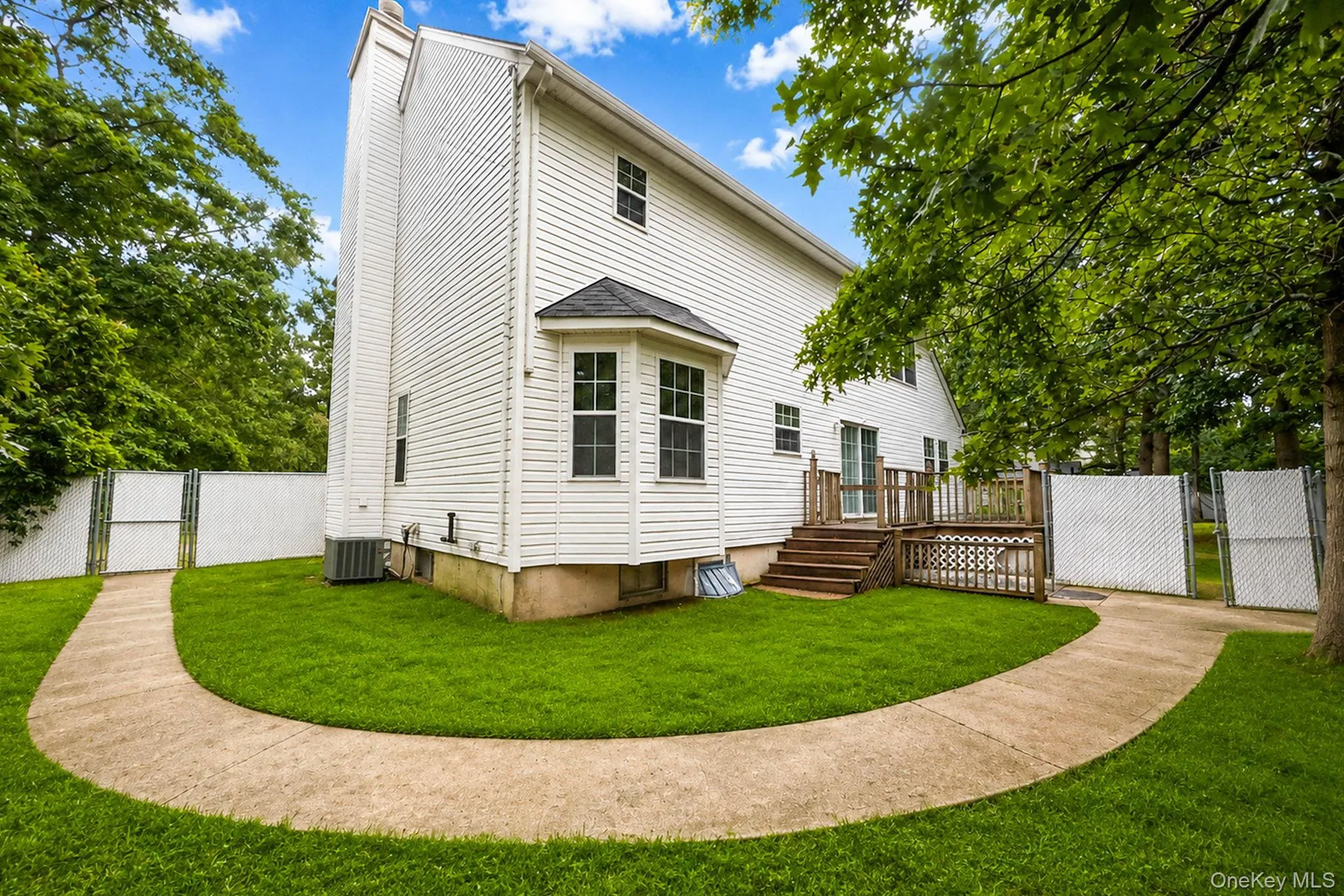 133 Cumberland Street, Brookhaven, NY, 4 Bedrooms Bedrooms, 12 Rooms Rooms,3 BathroomsBathrooms,Residential,For Rent,Cumberland,0,1034766 133 Cumberland Street, Brookhaven, NY, 4 Bedrooms Bedrooms, 12 Rooms Rooms,3 BathroomsBathrooms,Residential,For Rent,Cumberland,0,1034766
