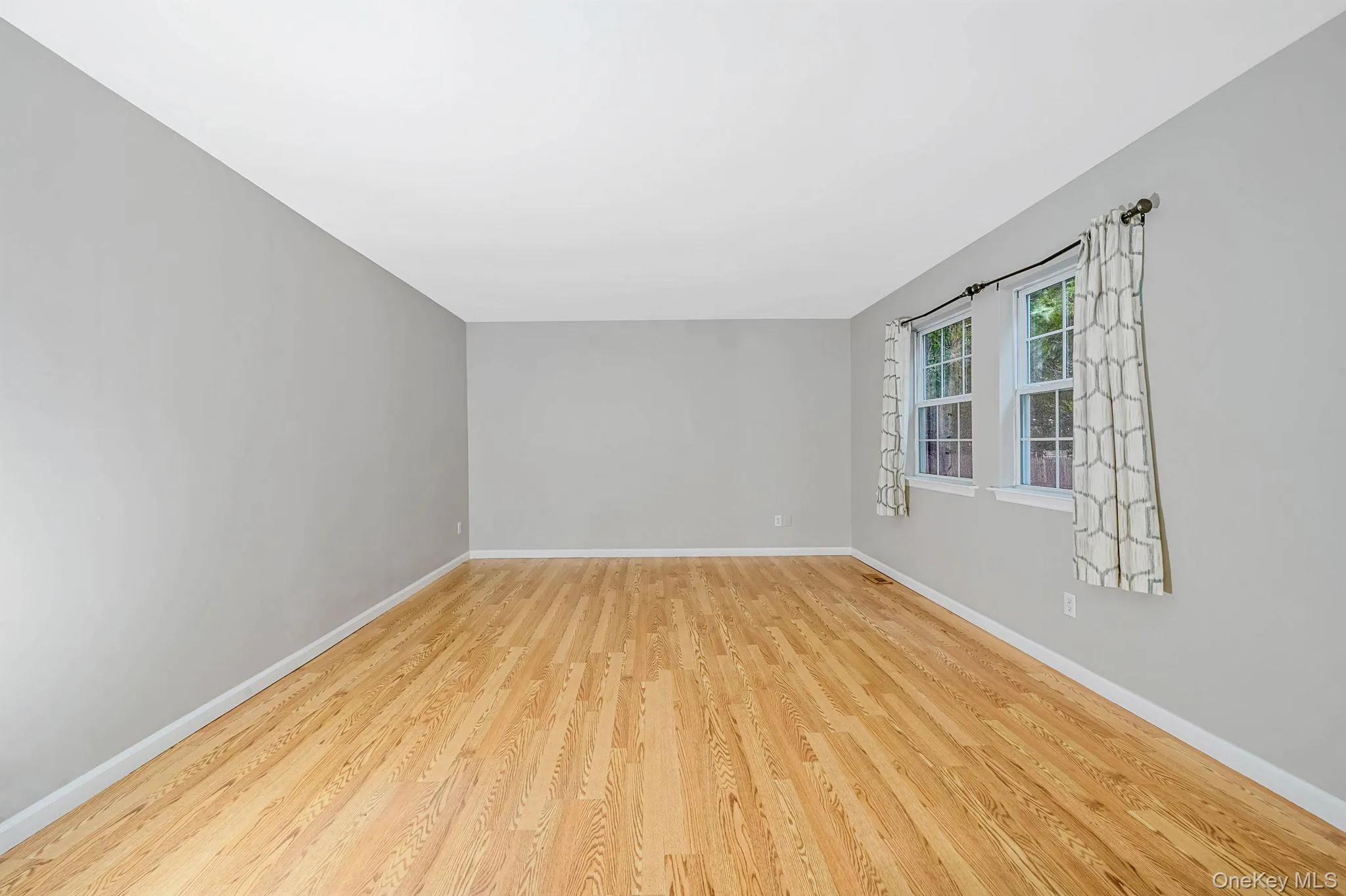 133 Cumberland Street, Brookhaven, NY, 4 Bedrooms Bedrooms, 12 Rooms Rooms,3 BathroomsBathrooms,Residential,For Rent,Cumberland,0,1034766 133 Cumberland Street, Brookhaven, NY, 4 Bedrooms Bedrooms, 12 Rooms Rooms,3 BathroomsBathrooms,Residential,For Rent,Cumberland,0,1034766