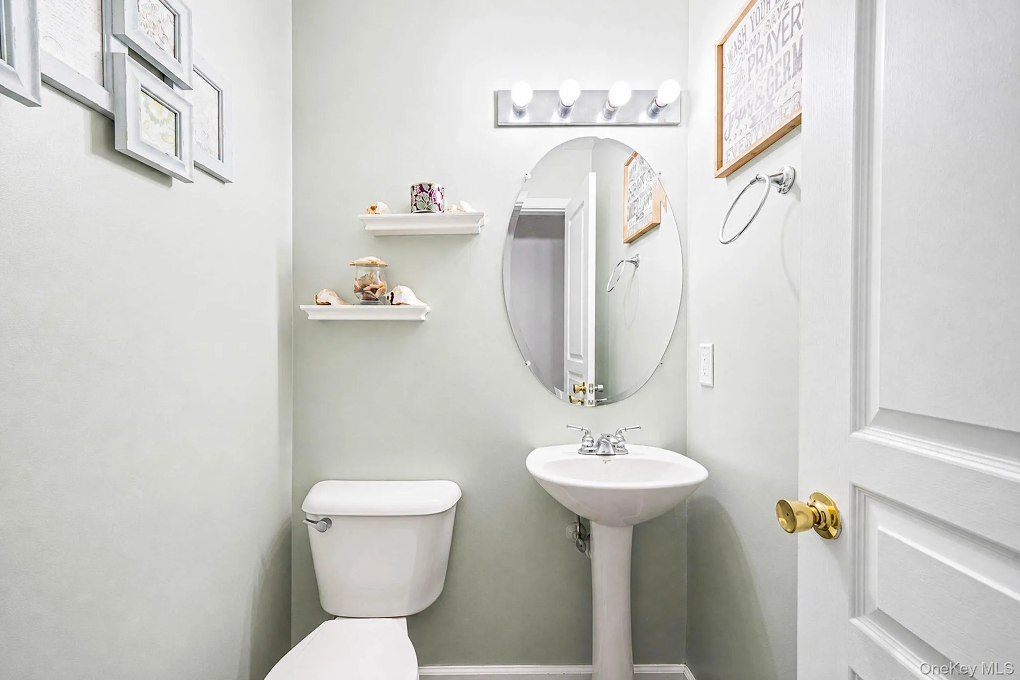 133 Cumberland Street, Brookhaven, NY, 4 Bedrooms Bedrooms, 12 Rooms Rooms,3 BathroomsBathrooms,Residential,For Rent,Cumberland,0,1034766 133 Cumberland Street, Brookhaven, NY, 4 Bedrooms Bedrooms, 12 Rooms Rooms,3 BathroomsBathrooms,Residential,For Rent,Cumberland,0,1034766