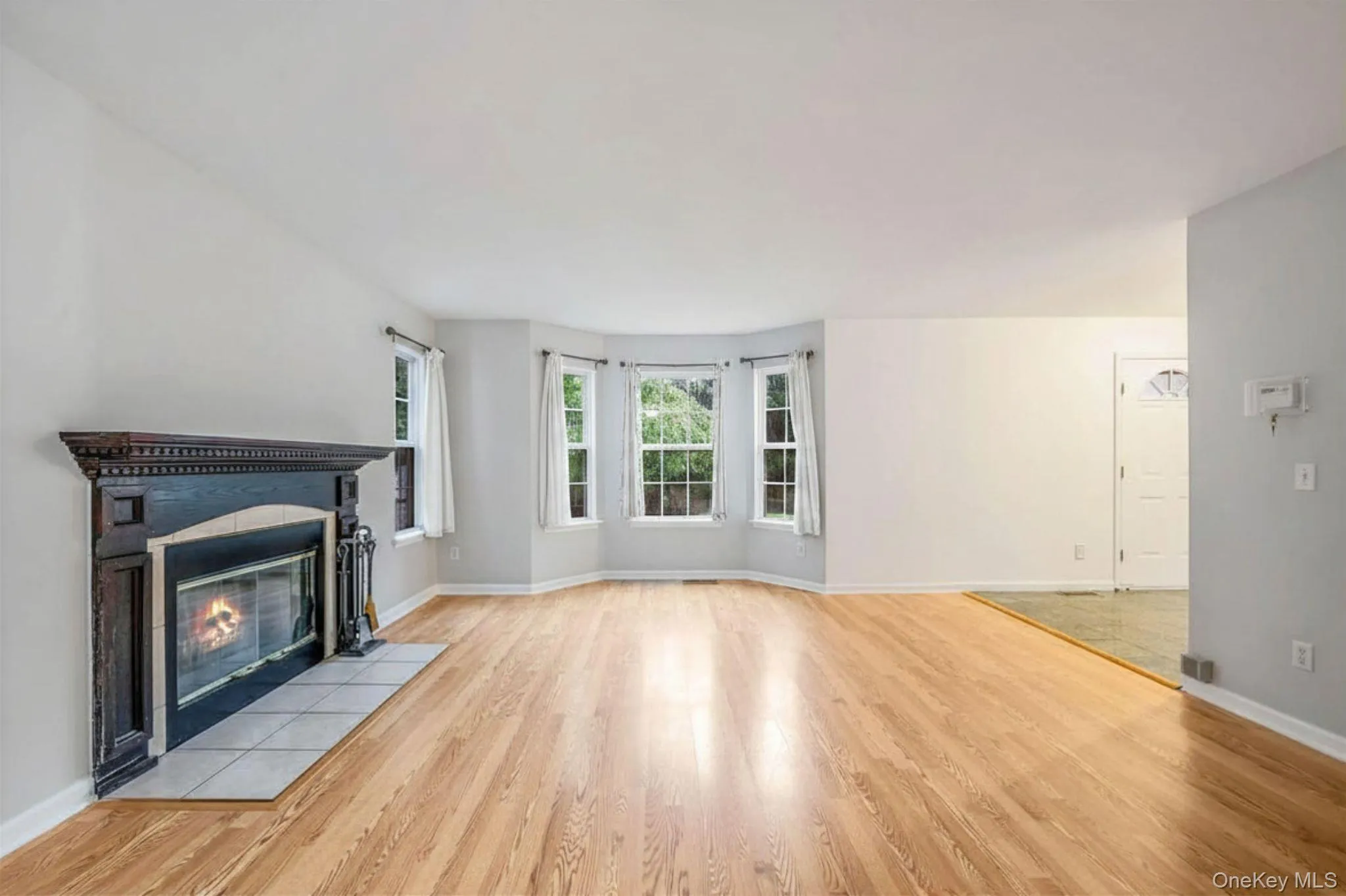 133 Cumberland Street, Brookhaven, NY, 4 Bedrooms Bedrooms, 12 Rooms Rooms,3 BathroomsBathrooms,Residential,For Rent,Cumberland,0,1034766 133 Cumberland Street, Brookhaven, NY, 4 Bedrooms Bedrooms, 12 Rooms Rooms,3 BathroomsBathrooms,Residential,For Rent,Cumberland,0,1034766