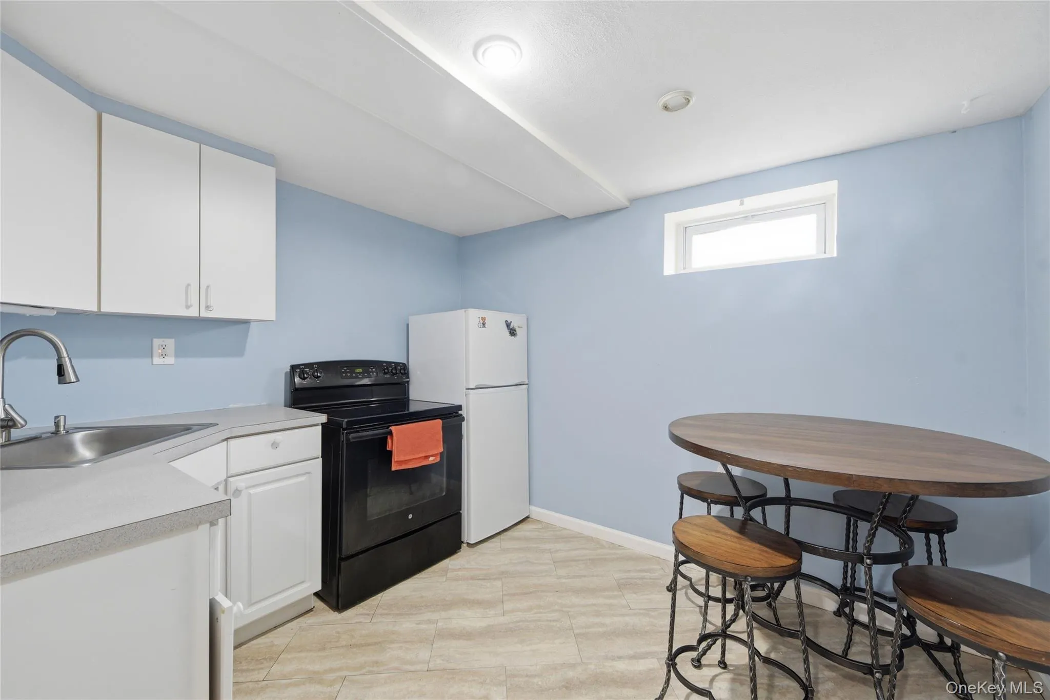 4 Farragut Avenue, Babylon, NY, 3 Bedrooms Bedrooms, 5 Rooms Rooms,2 BathroomsBathrooms,Residential,For Rent,Farragut,0,1034769 4 Farragut Avenue, Babylon, NY, 3 Bedrooms Bedrooms, 5 Rooms Rooms,2 BathroomsBathrooms,Residential,For Rent,Farragut,0,1034769