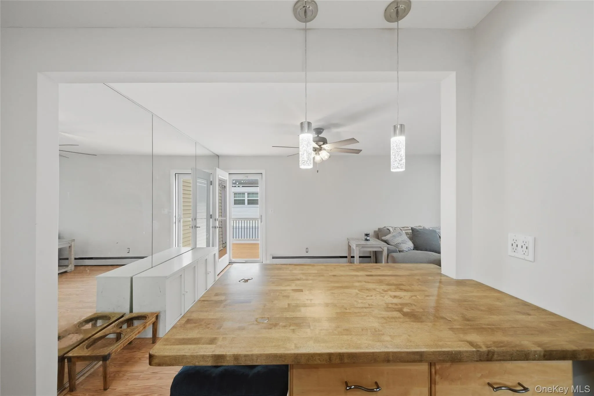 4 Farragut Avenue, Babylon, NY, 3 Bedrooms Bedrooms, 5 Rooms Rooms,2 BathroomsBathrooms,Residential,For Rent,Farragut,0,1034769 4 Farragut Avenue, Babylon, NY, 3 Bedrooms Bedrooms, 5 Rooms Rooms,2 BathroomsBathrooms,Residential,For Rent,Farragut,0,1034769