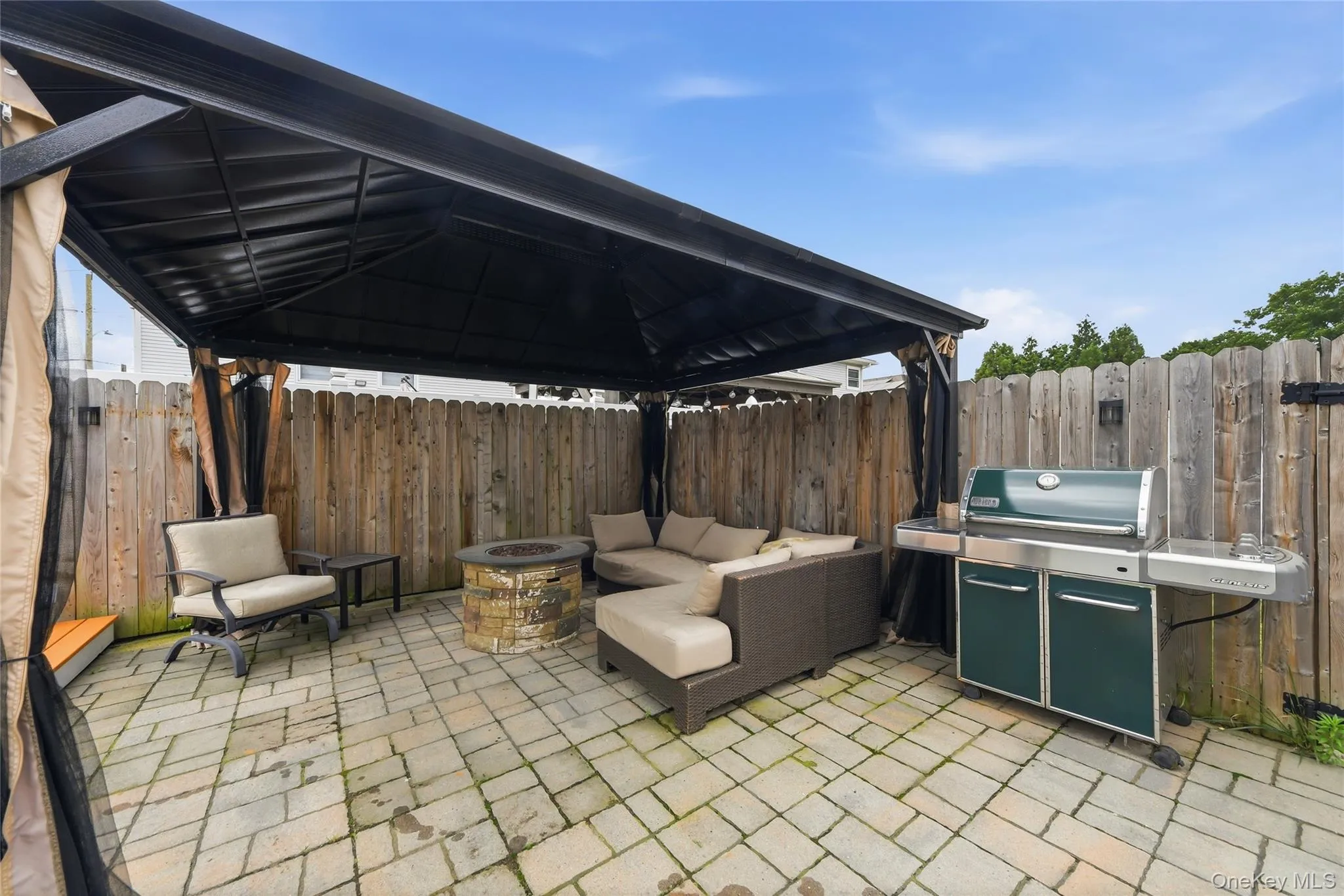 4 Farragut Avenue, Babylon, NY, 3 Bedrooms Bedrooms, 5 Rooms Rooms,2 BathroomsBathrooms,Residential,For Rent,Farragut,0,1034769 4 Farragut Avenue, Babylon, NY, 3 Bedrooms Bedrooms, 5 Rooms Rooms,2 BathroomsBathrooms,Residential,For Rent,Farragut,0,1034769