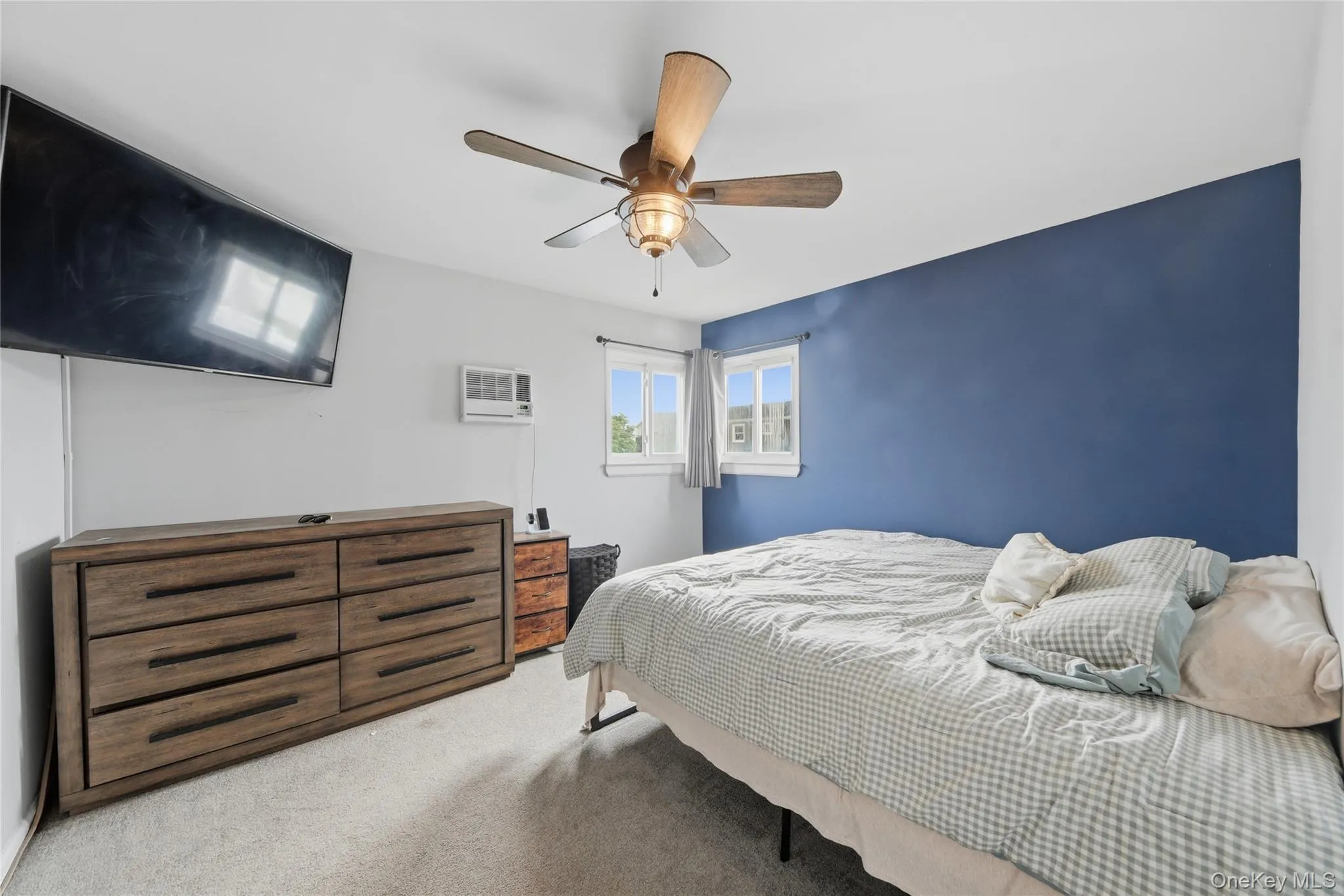 4 Farragut Avenue, Babylon, NY, 3 Bedrooms Bedrooms, 5 Rooms Rooms,2 BathroomsBathrooms,Residential,For Rent,Farragut,0,1034769 4 Farragut Avenue, Babylon, NY, 3 Bedrooms Bedrooms, 5 Rooms Rooms,2 BathroomsBathrooms,Residential,For Rent,Farragut,0,1034769