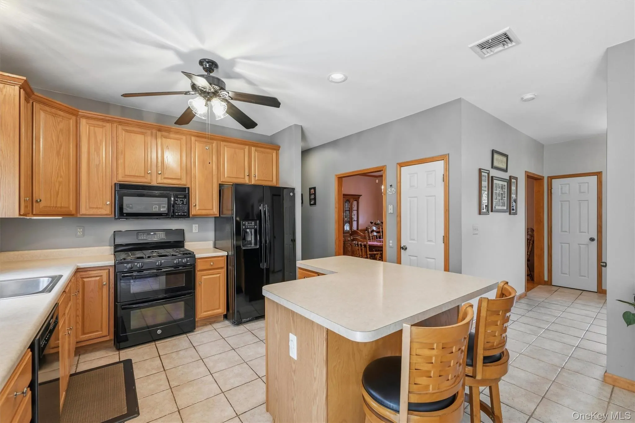 3 Garnett Hill Road, Blooming Grove, NY, 4 Bedrooms Bedrooms, 8 Rooms Rooms,2 BathroomsBathrooms,Residential,For Rent,Garnett Hill,0,1034771 3 Garnett Hill Road, Blooming Grove, NY, 4 Bedrooms Bedrooms, 8 Rooms Rooms,2 BathroomsBathrooms,Residential,For Rent,Garnett Hill,0,1034771