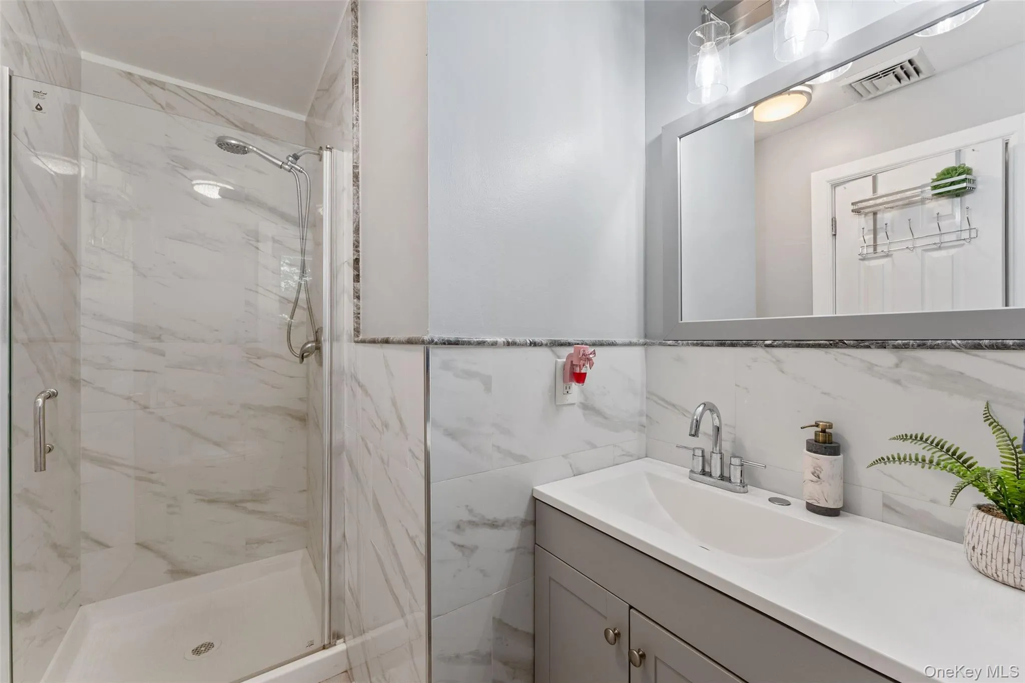 En suite bathroom with stand up shower En suite bathroom with stand up shower