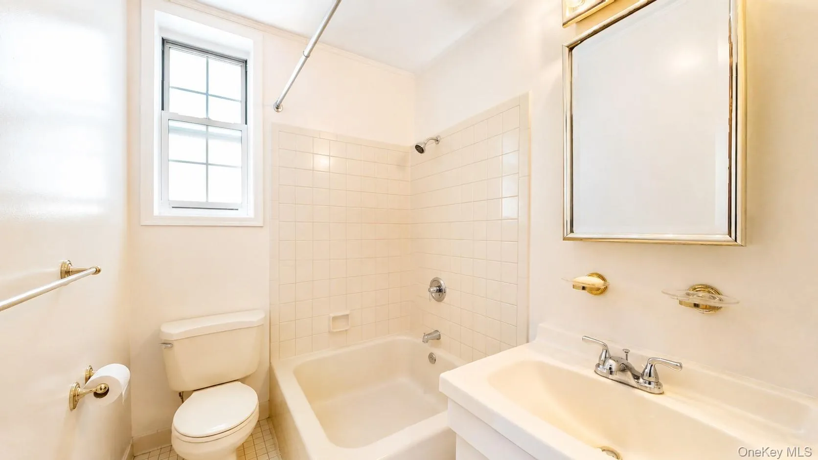 37-22 85th Street, New York, NY, 2 Bedrooms Bedrooms, 6 Rooms Rooms,1 BathroomBathrooms,Residential,For Rent,85th,0,1034778 37-22 85th Street, New York, NY, 2 Bedrooms Bedrooms, 6 Rooms Rooms,1 BathroomBathrooms,Residential,For Rent,85th,0,1034778