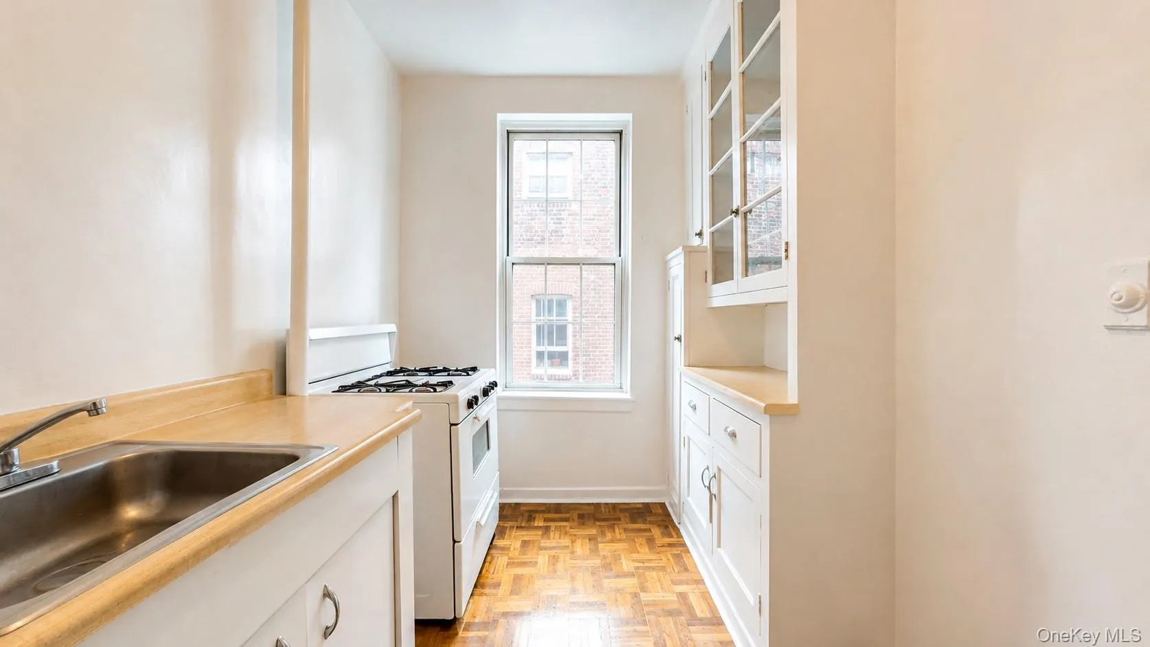 37-22 85th Street, New York, NY, 2 Bedrooms Bedrooms, 6 Rooms Rooms,1 BathroomBathrooms,Residential,For Rent,85th,0,1034778 37-22 85th Street, New York, NY, 2 Bedrooms Bedrooms, 6 Rooms Rooms,1 BathroomBathrooms,Residential,For Rent,85th,0,1034778