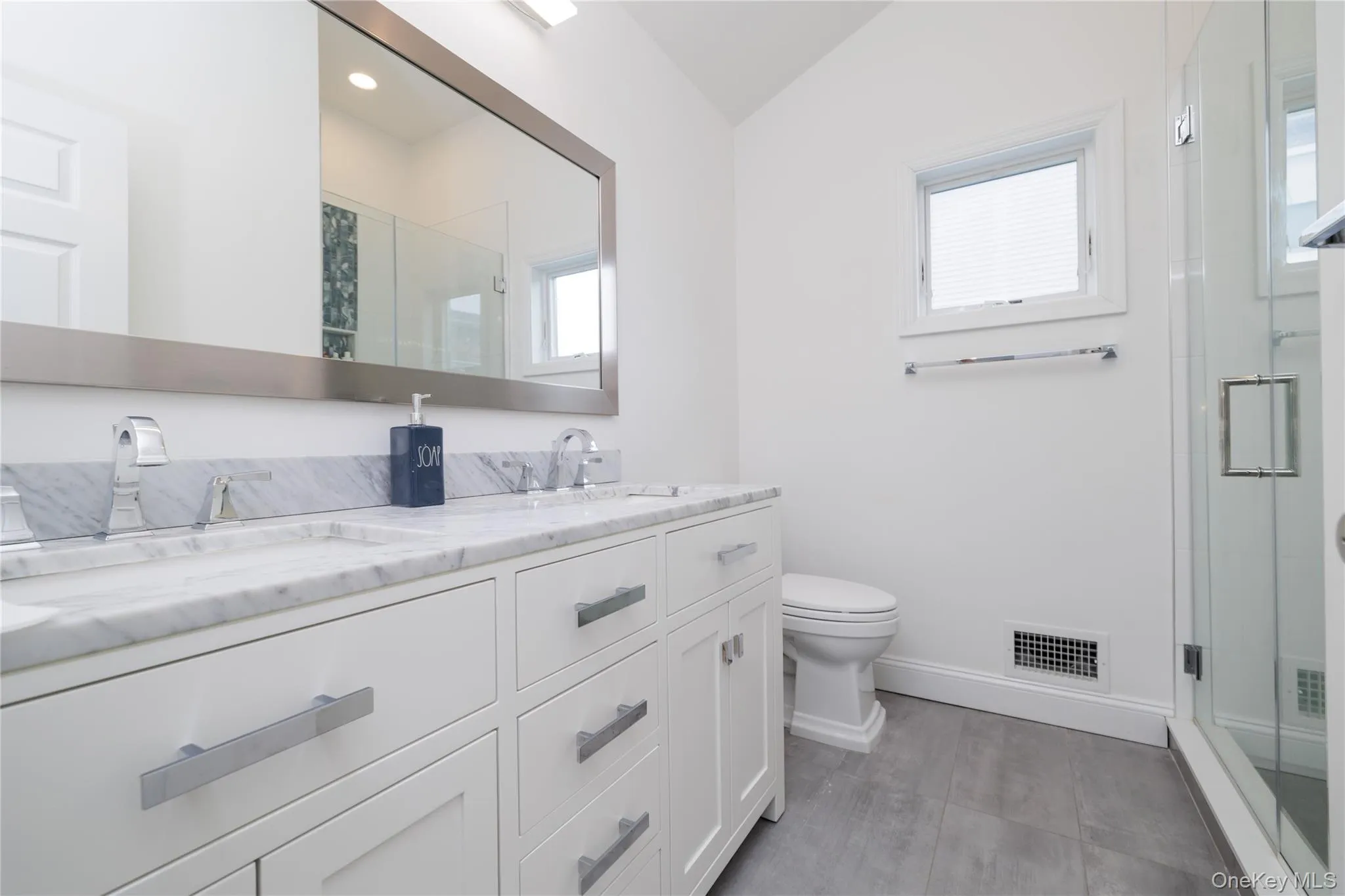 brand new bathroom brand new bathroom