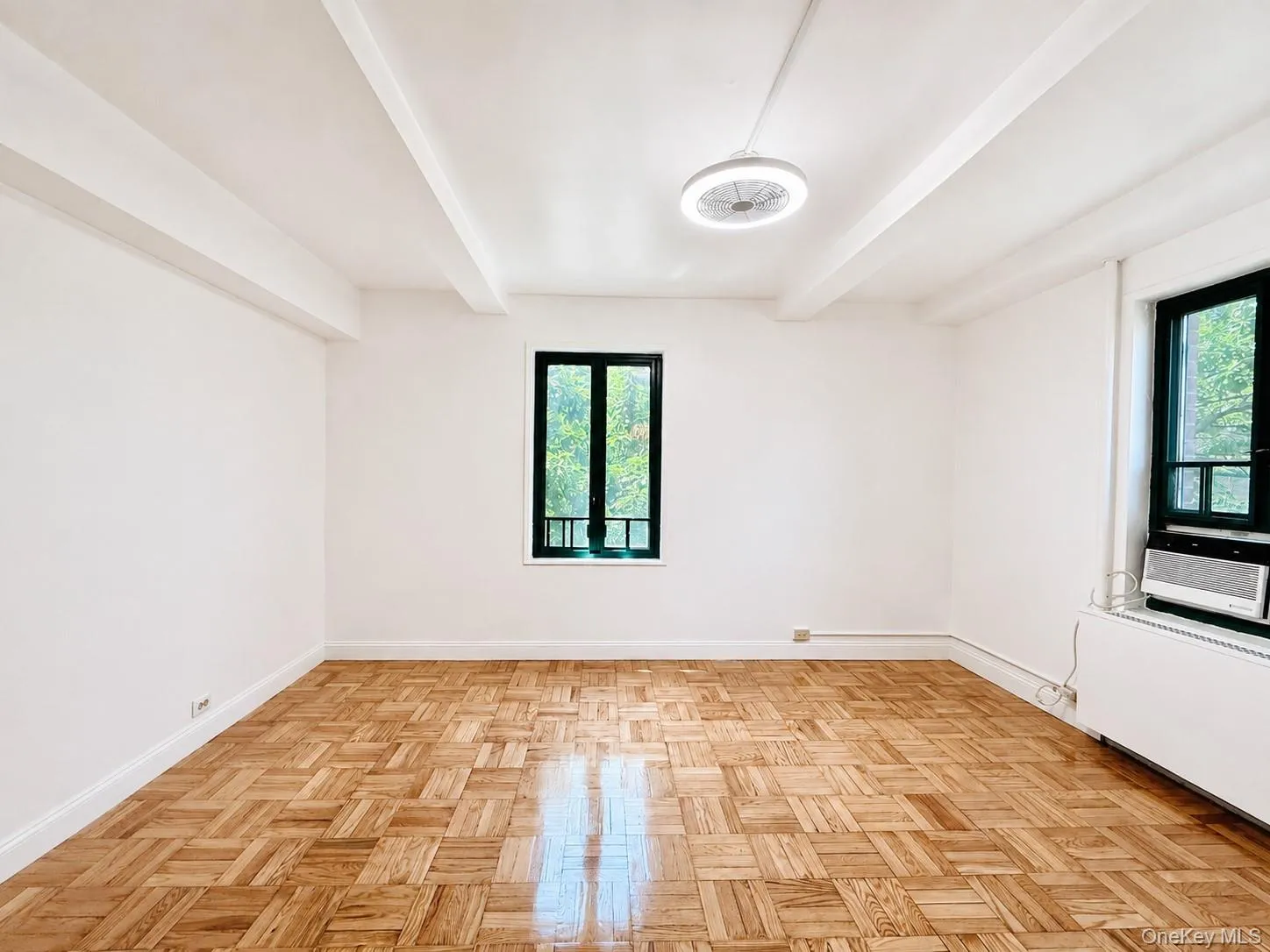 1564 Unionport Road, New York, NY, 1 Bedroom Bedrooms, 3 Rooms Rooms,1 BathroomBathrooms,Residential,For Rent,Unionport,0,1034787 1564 Unionport Road, New York, NY, 1 Bedroom Bedrooms, 3 Rooms Rooms,1 BathroomBathrooms,Residential,For Rent,Unionport,0,1034787