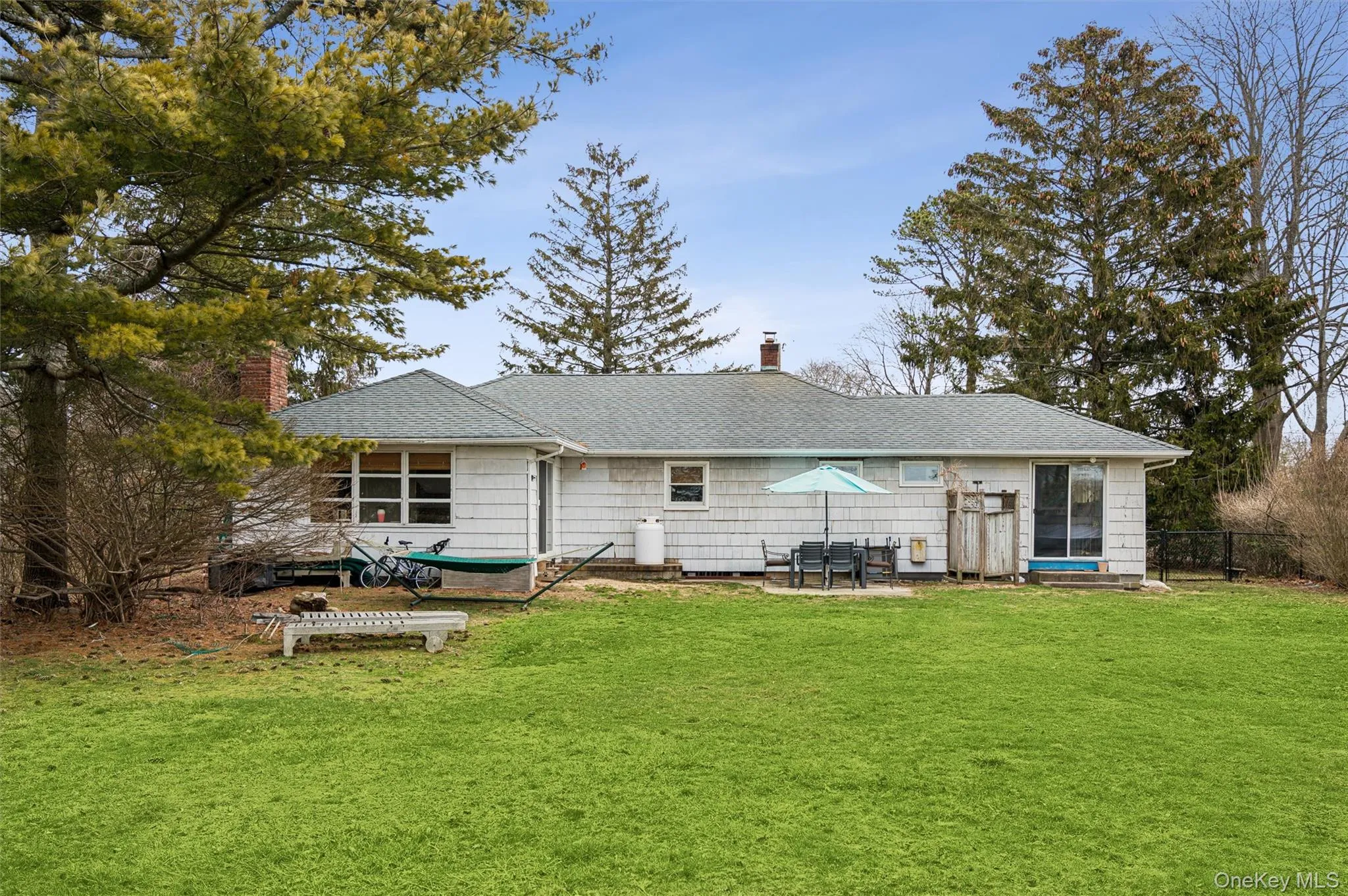84 Evergreen Avenue, Brookhaven, NY, 2 Bedrooms Bedrooms, 5 Rooms Rooms,2 BathroomsBathrooms,Residential,For Rent,Evergreen,0,1034789 84 Evergreen Avenue, Brookhaven, NY, 2 Bedrooms Bedrooms, 5 Rooms Rooms,2 BathroomsBathrooms,Residential,For Rent,Evergreen,0,1034789
