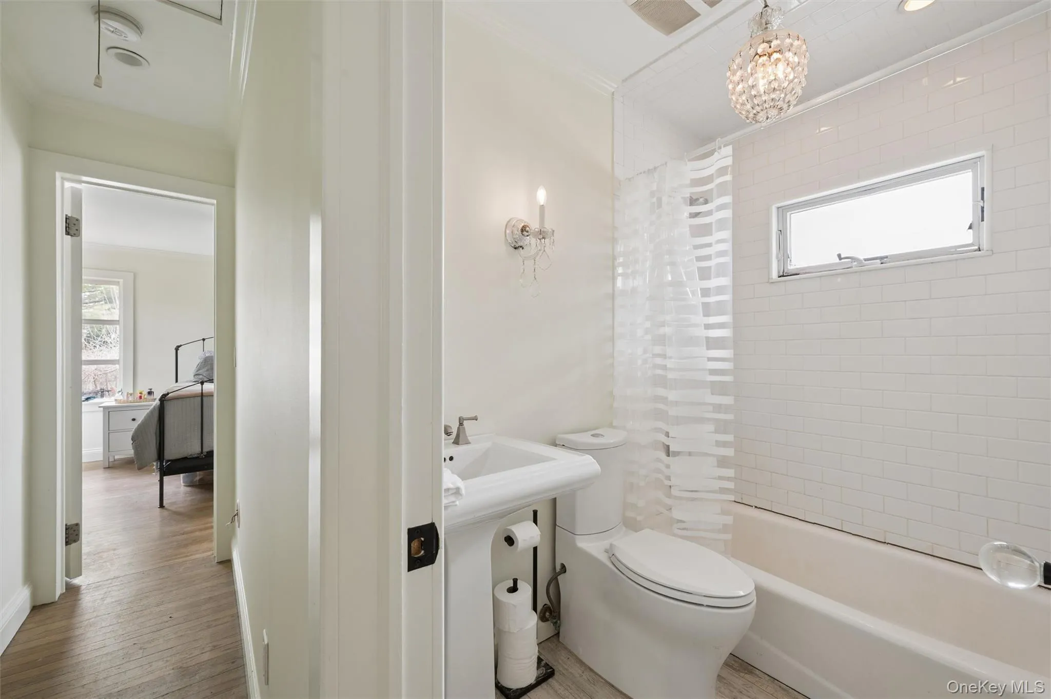 84 Evergreen Avenue, Brookhaven, NY, 2 Bedrooms Bedrooms, 5 Rooms Rooms,2 BathroomsBathrooms,Residential,For Rent,Evergreen,0,1034789 84 Evergreen Avenue, Brookhaven, NY, 2 Bedrooms Bedrooms, 5 Rooms Rooms,2 BathroomsBathrooms,Residential,For Rent,Evergreen,0,1034789