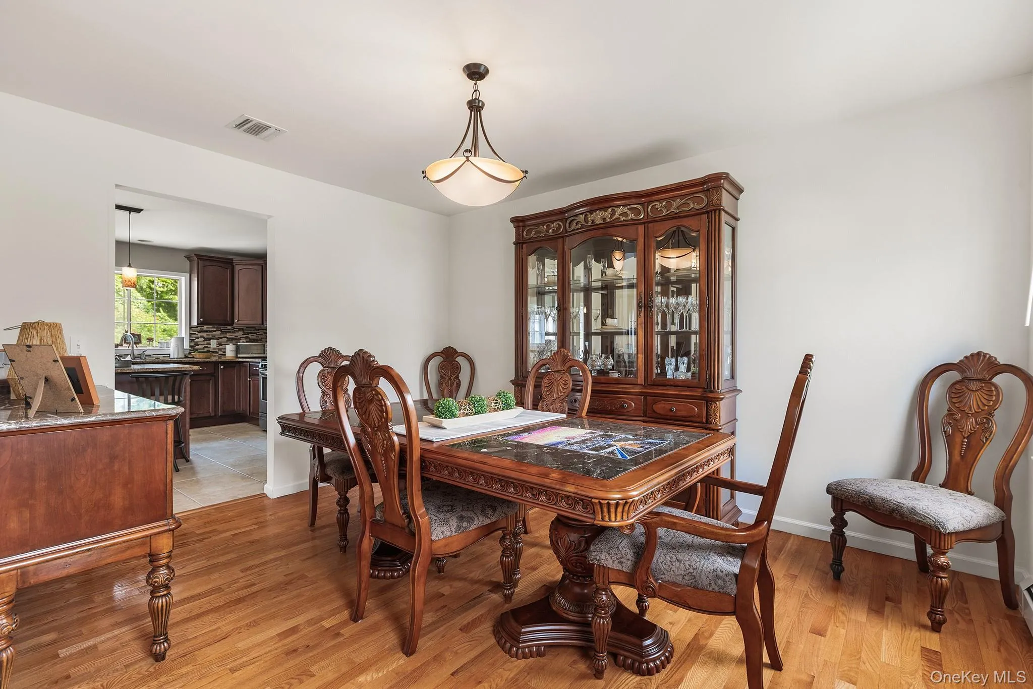 6 Apple Lane, Lloyd, NY, 4 Bedrooms Bedrooms, 9 Rooms Rooms,2 BathroomsBathrooms,Residential,For Rent,Apple,0,1034790 6 Apple Lane, Lloyd, NY, 4 Bedrooms Bedrooms, 9 Rooms Rooms,2 BathroomsBathrooms,Residential,For Rent,Apple,0,1034790