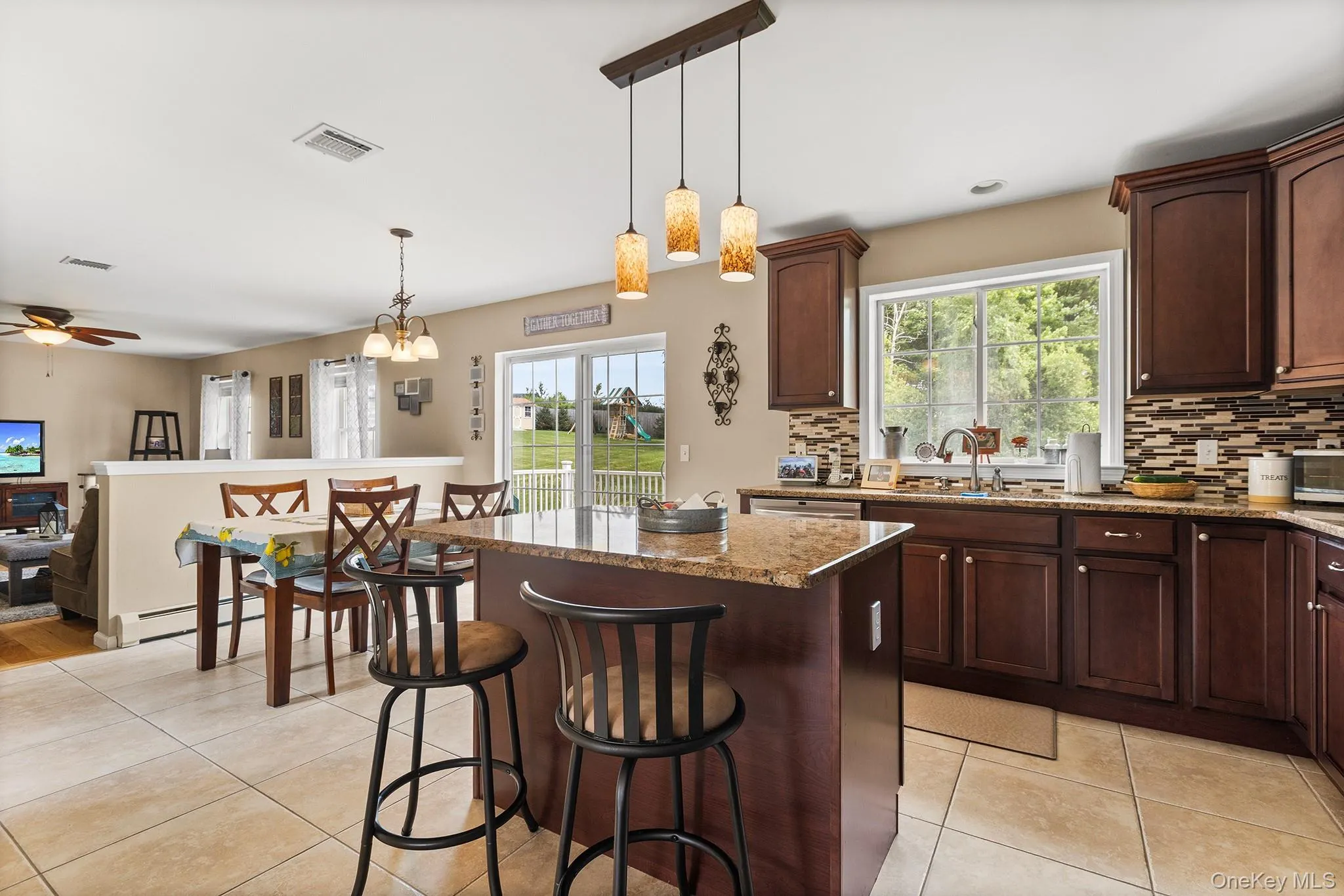 6 Apple Lane, Lloyd, NY, 4 Bedrooms Bedrooms, 9 Rooms Rooms,2 BathroomsBathrooms,Residential,For Rent,Apple,0,1034790 6 Apple Lane, Lloyd, NY, 4 Bedrooms Bedrooms, 9 Rooms Rooms,2 BathroomsBathrooms,Residential,For Rent,Apple,0,1034790