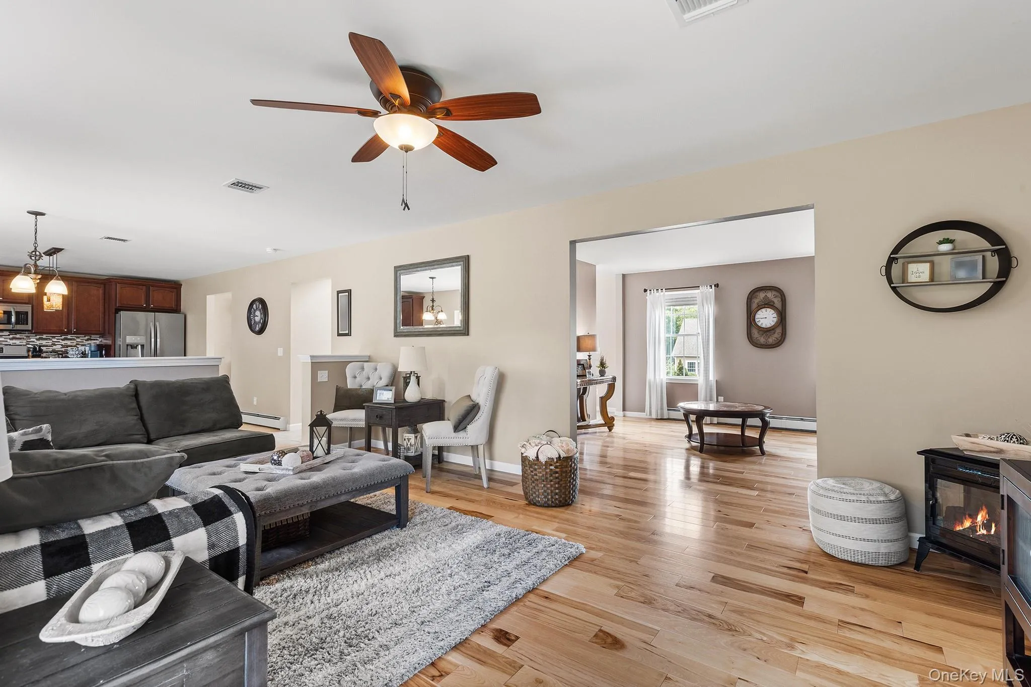 6 Apple Lane, Lloyd, NY, 4 Bedrooms Bedrooms, 9 Rooms Rooms,2 BathroomsBathrooms,Residential,For Rent,Apple,0,1034790 6 Apple Lane, Lloyd, NY, 4 Bedrooms Bedrooms, 9 Rooms Rooms,2 BathroomsBathrooms,Residential,For Rent,Apple,0,1034790