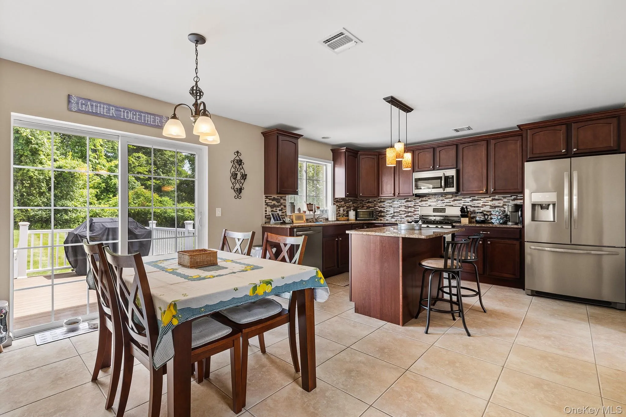 6 Apple Lane, Lloyd, NY, 4 Bedrooms Bedrooms, 9 Rooms Rooms,2 BathroomsBathrooms,Residential,For Rent,Apple,0,1034790 6 Apple Lane, Lloyd, NY, 4 Bedrooms Bedrooms, 9 Rooms Rooms,2 BathroomsBathrooms,Residential,For Rent,Apple,0,1034790